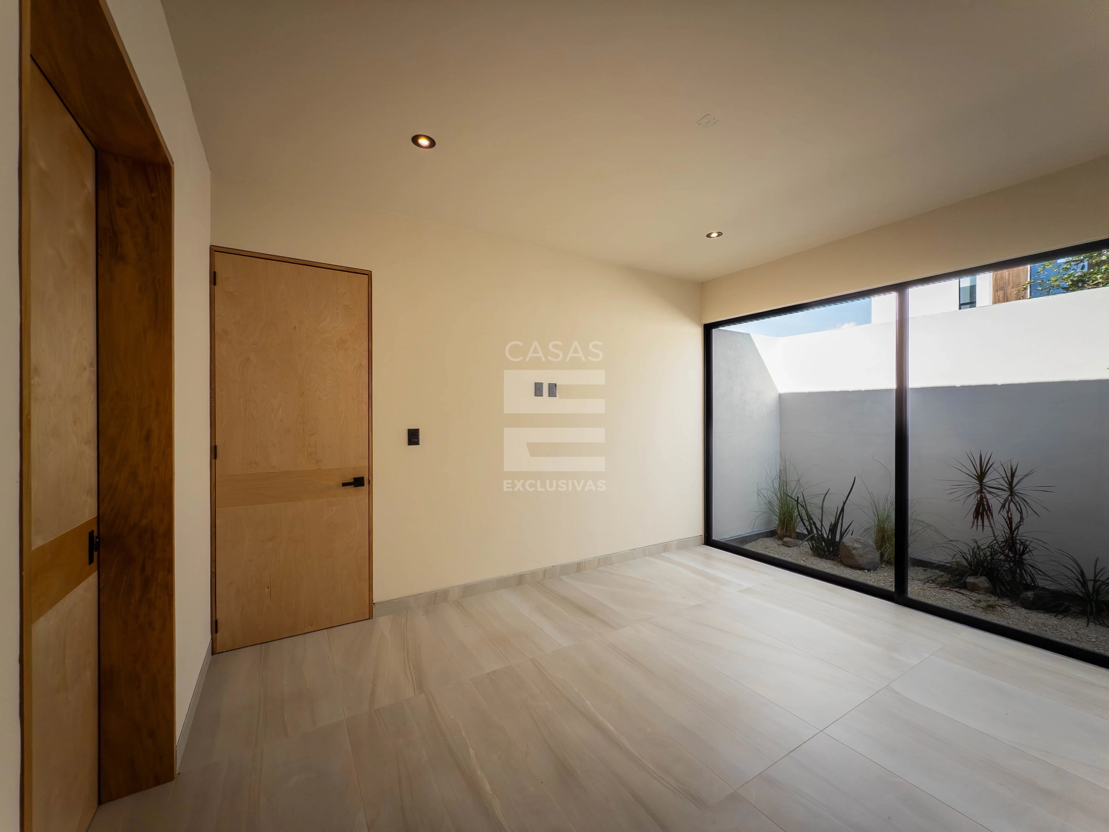 Hermosa casa en venta dentro de coto privado en una planta, zona norte de Colima 3