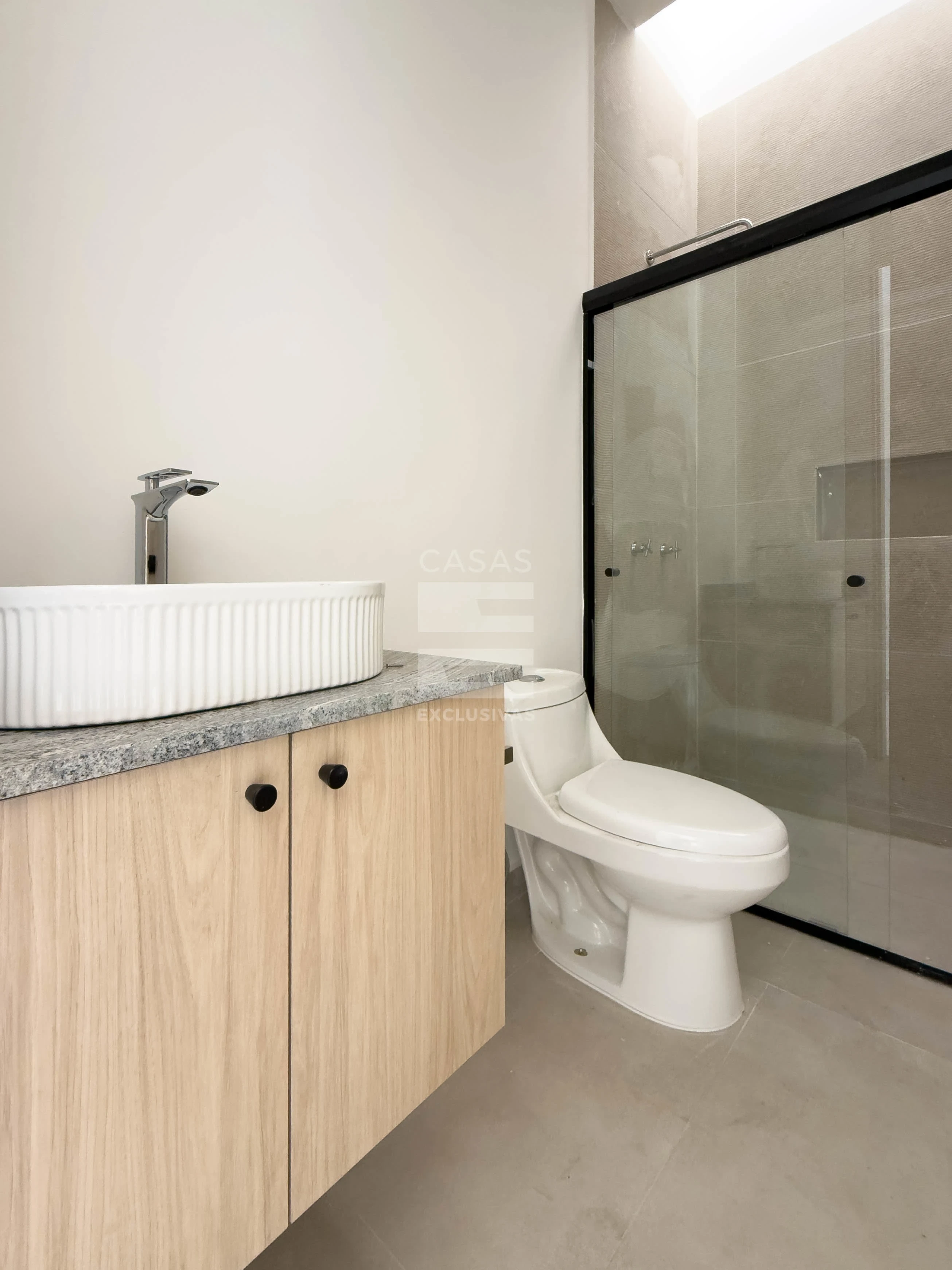 Casa en venta en Colima, zona norte, dentro de Coto Privado 8