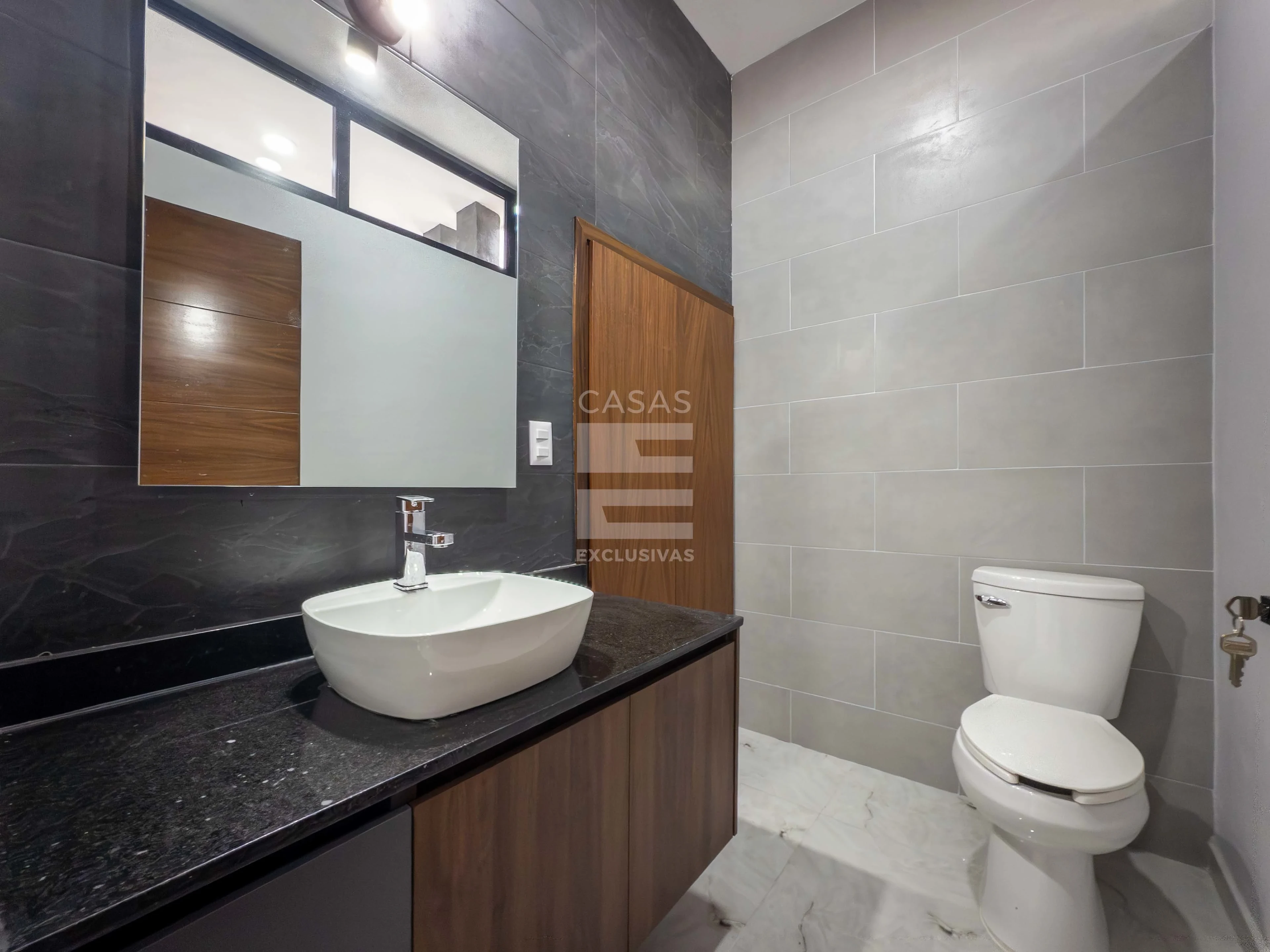 Casa en venta en Colima zona norte, residencial Punto Rioja 8