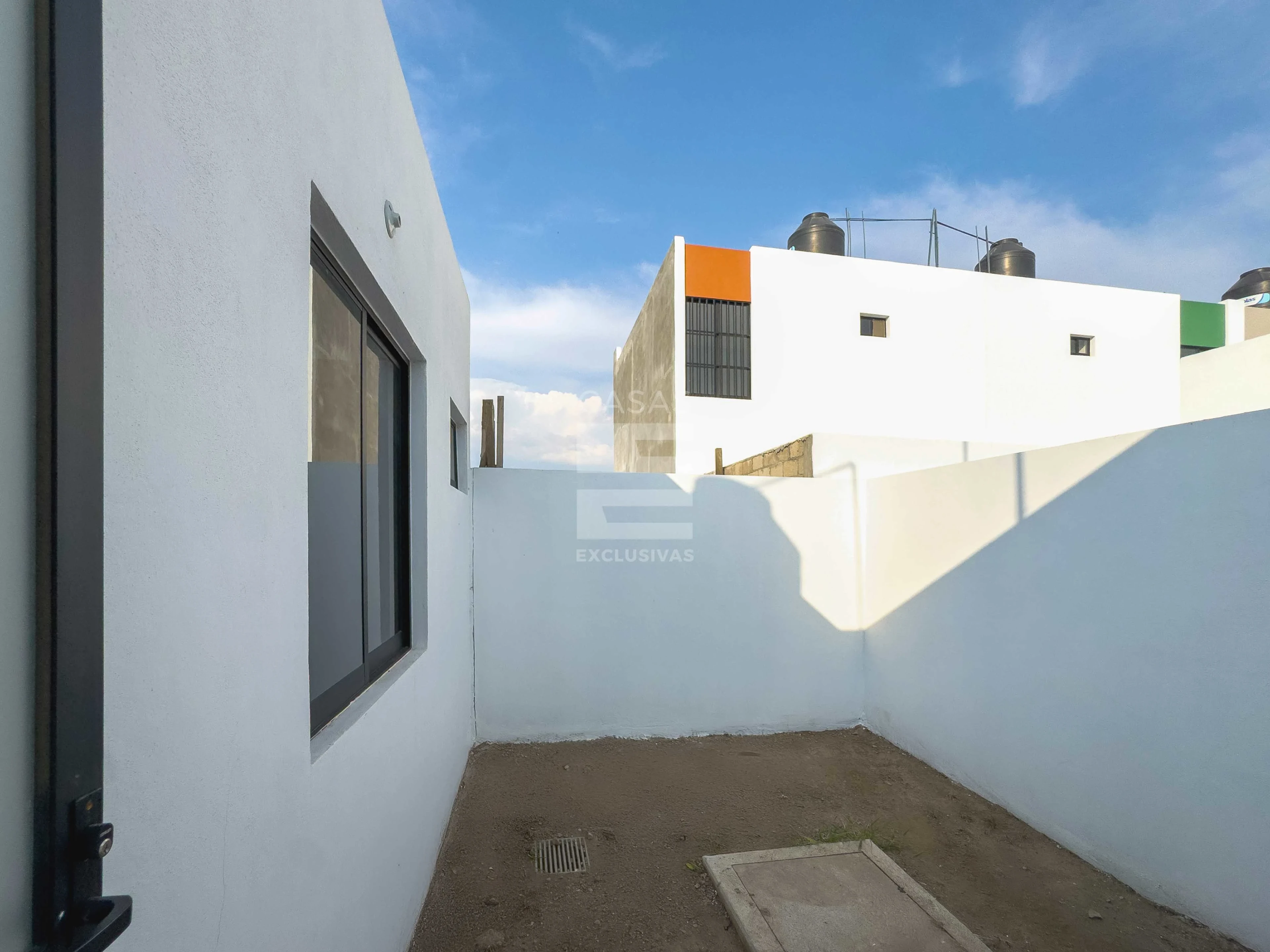 Casas en venta en Villa de Álvarez Colima, Colonia Montellano 12