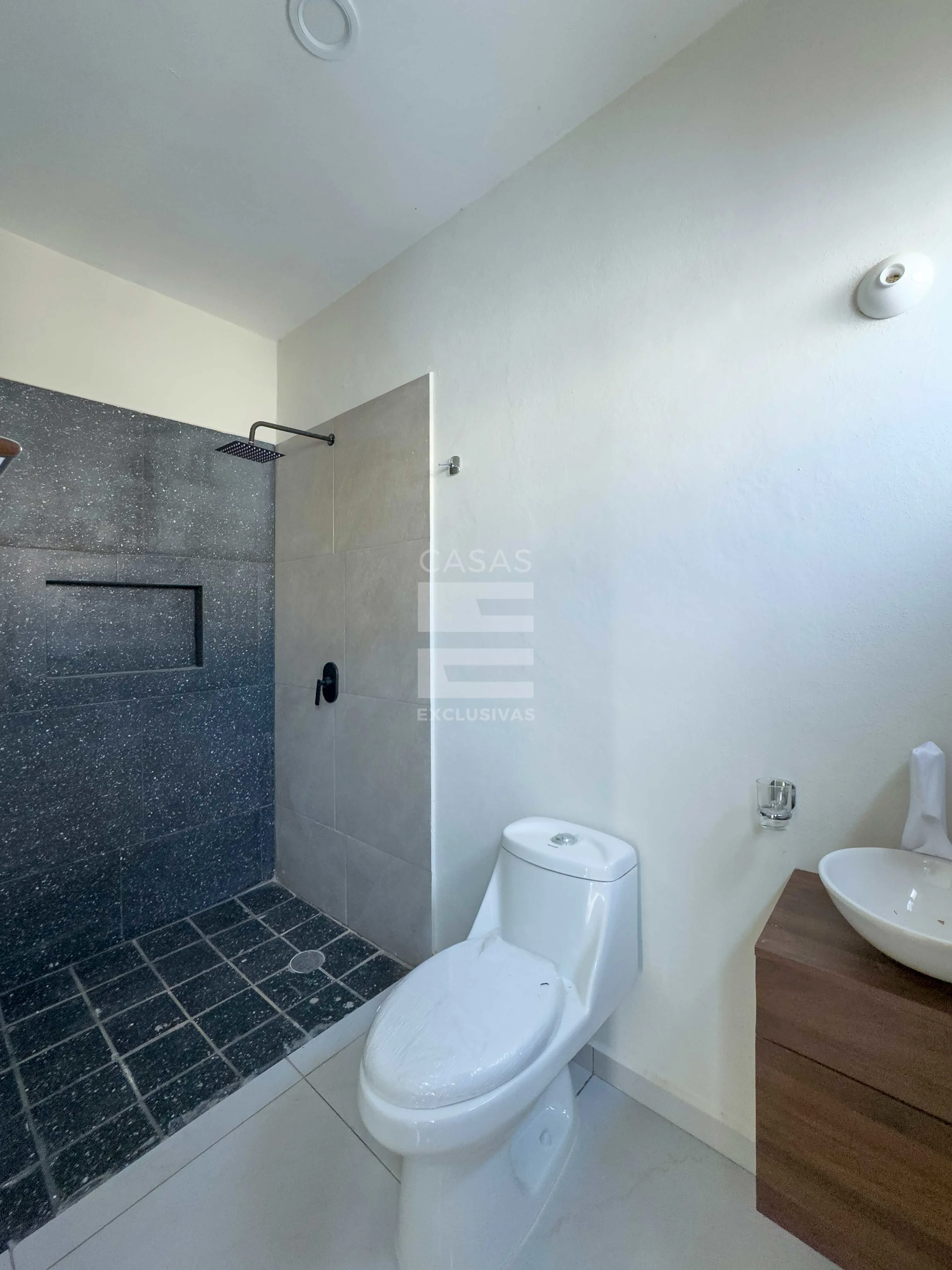 Casas en venta en Villa de Álvarez Colima, Colonia Montellano 11