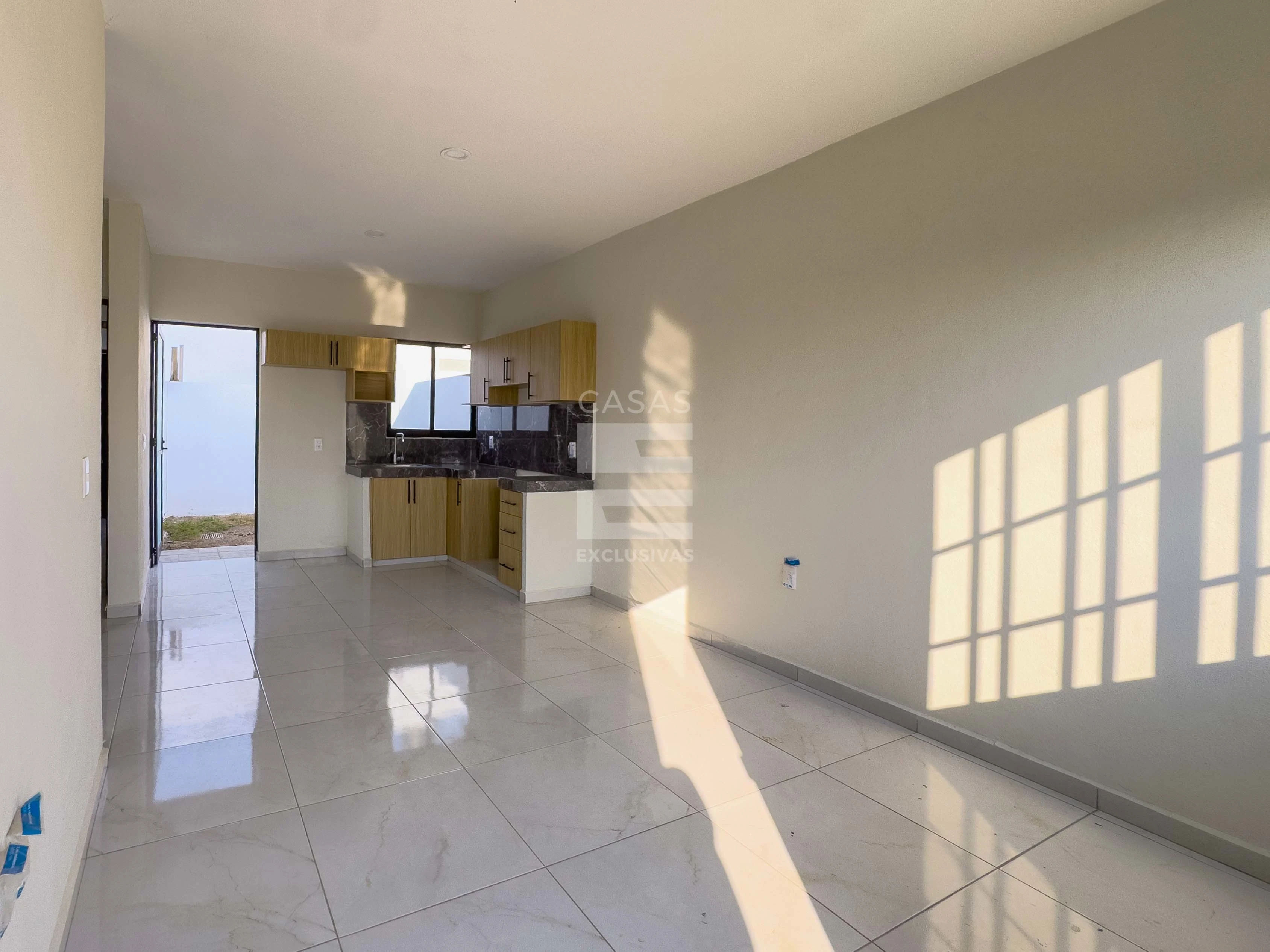 Casas en venta en Villa de Álvarez Colima, Colonia Montellano 2