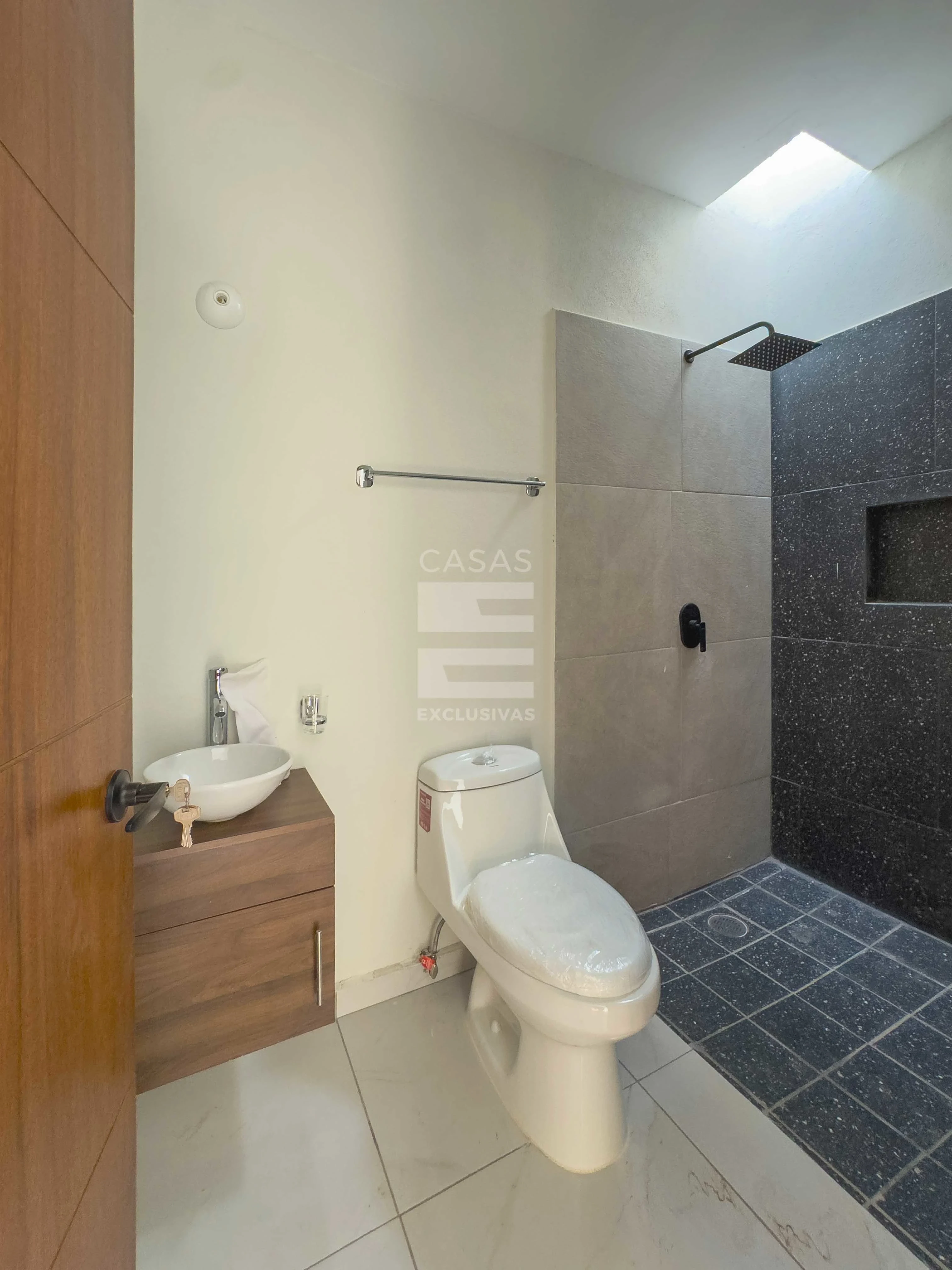 Casas en venta en Villa de Álvarez Colima, Colonia Montellano 8