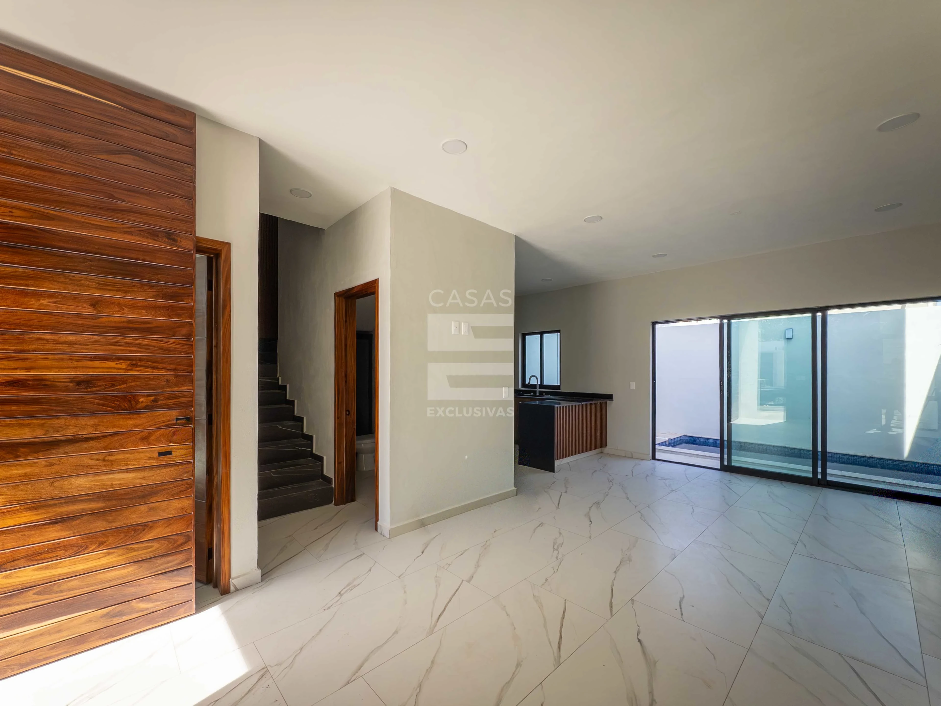 Casa en venta en Comala con alberca, zona residencial 2