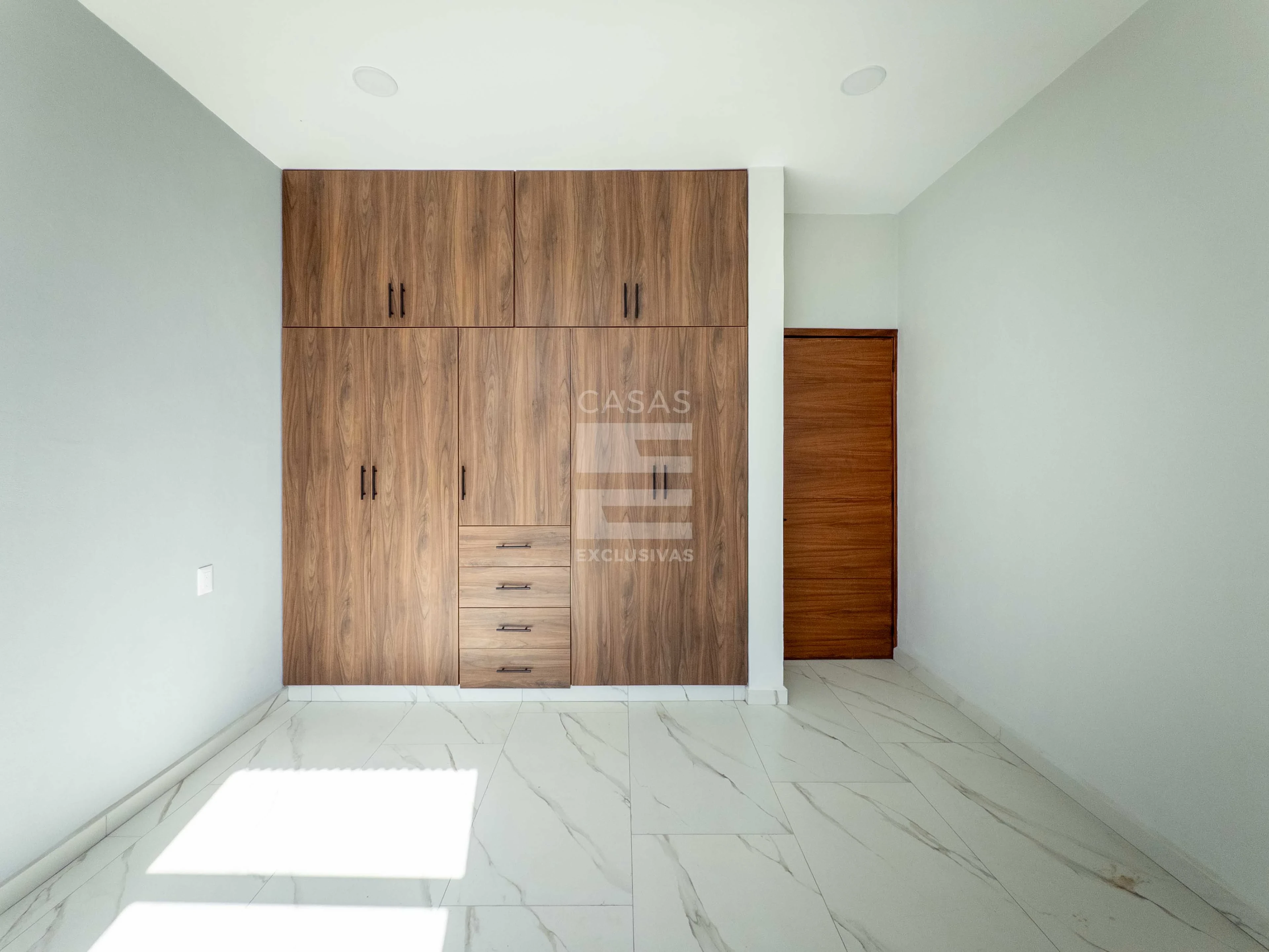 Casa en venta en Comala con alberca, zona residencial 11