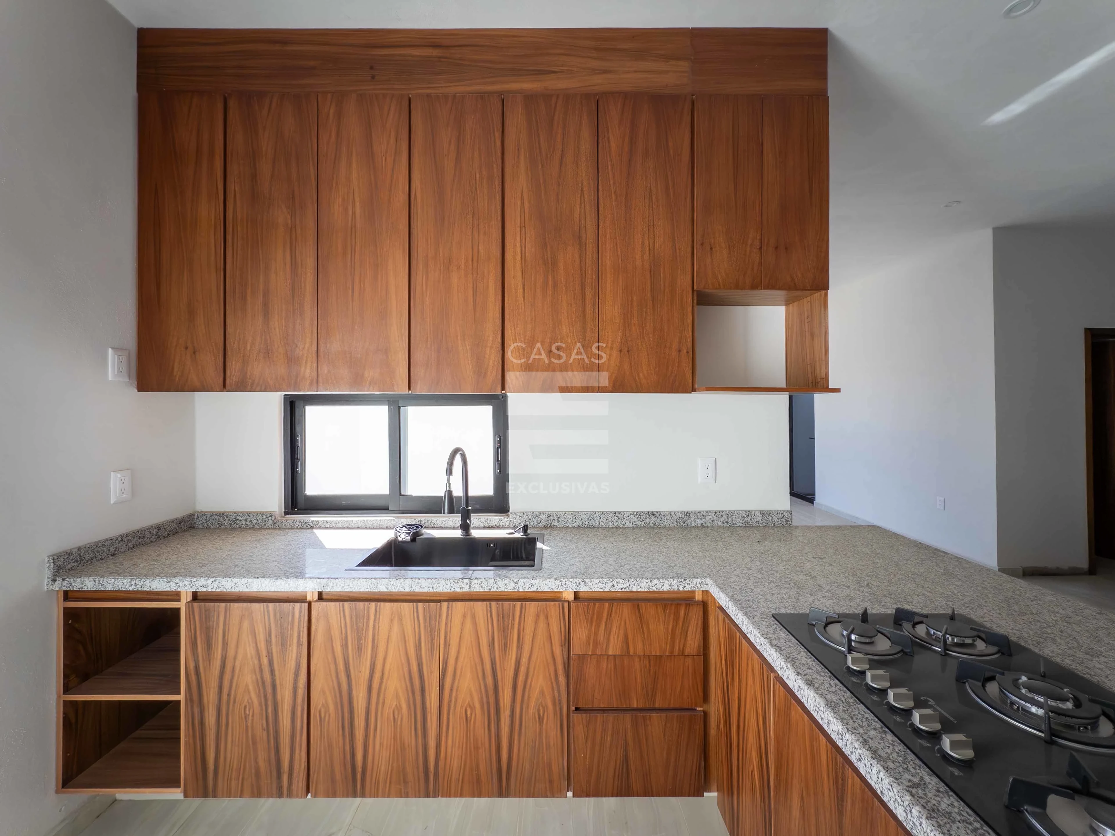 Casa en venta en Comala zona Residencial, una sola planta 5