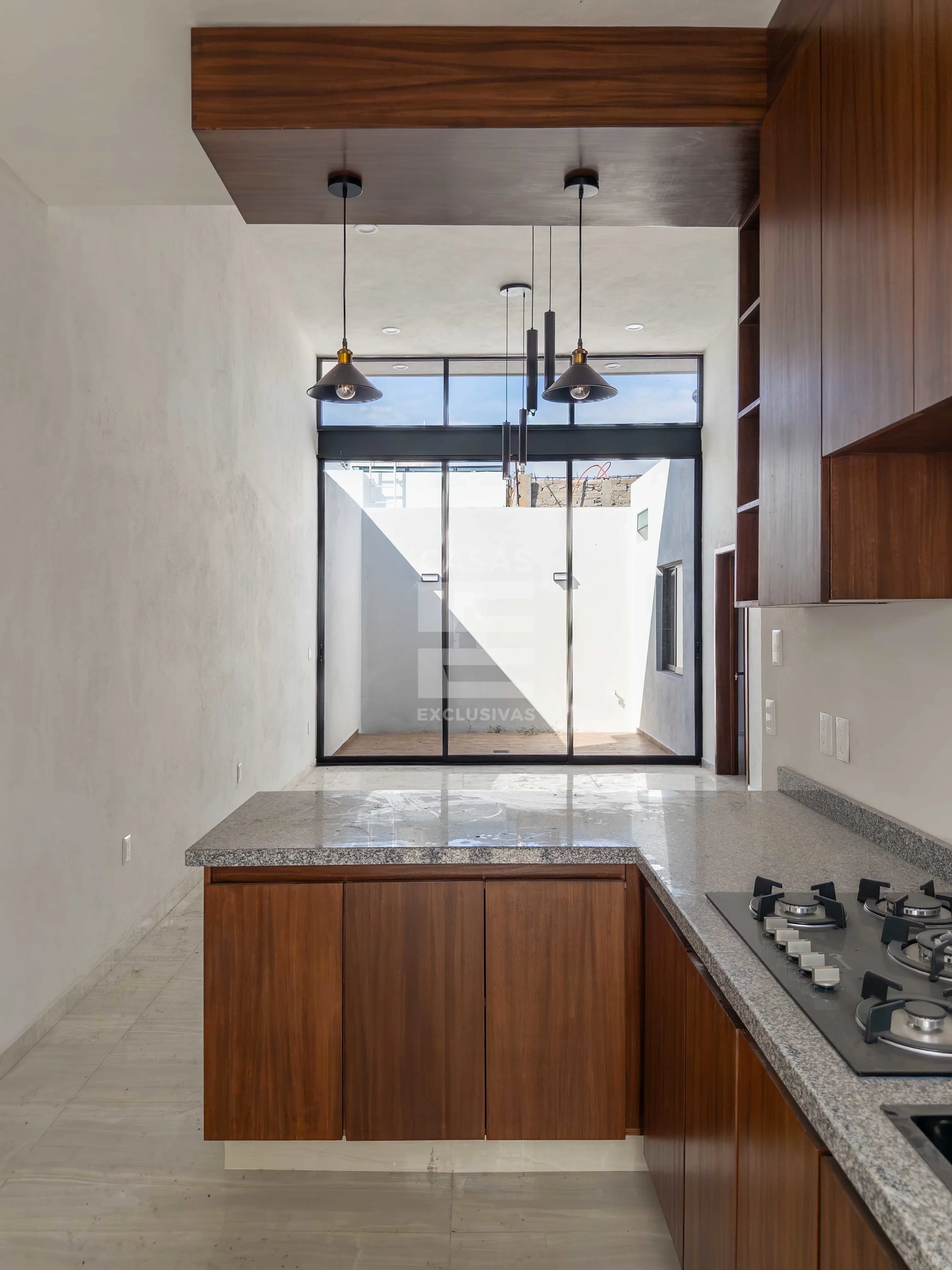 Casa en venta en zona de alta plusvalía en Colima, Real de Comala 4