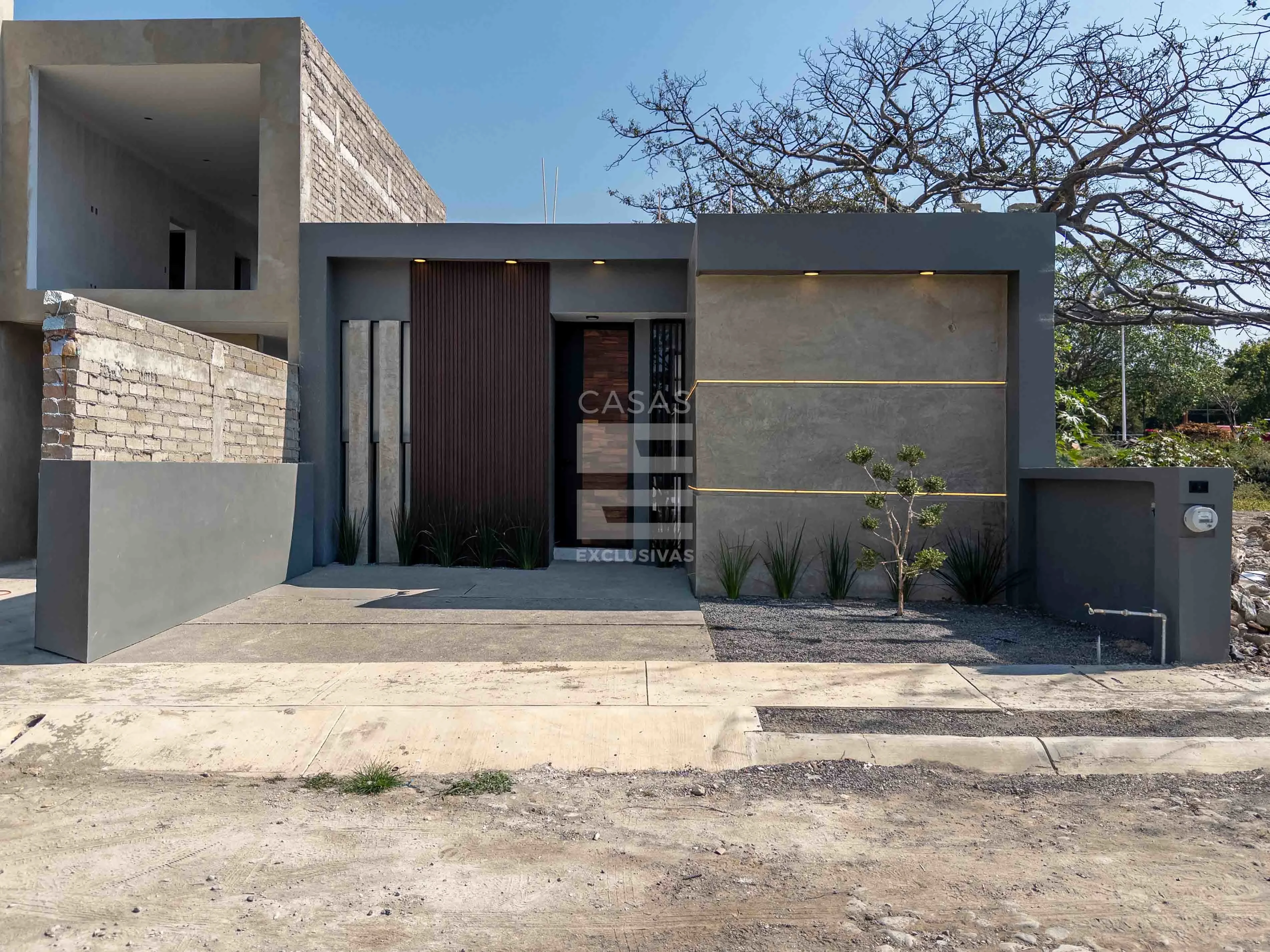 Preciosa casa en venta en Comala, a una cuadra del andador