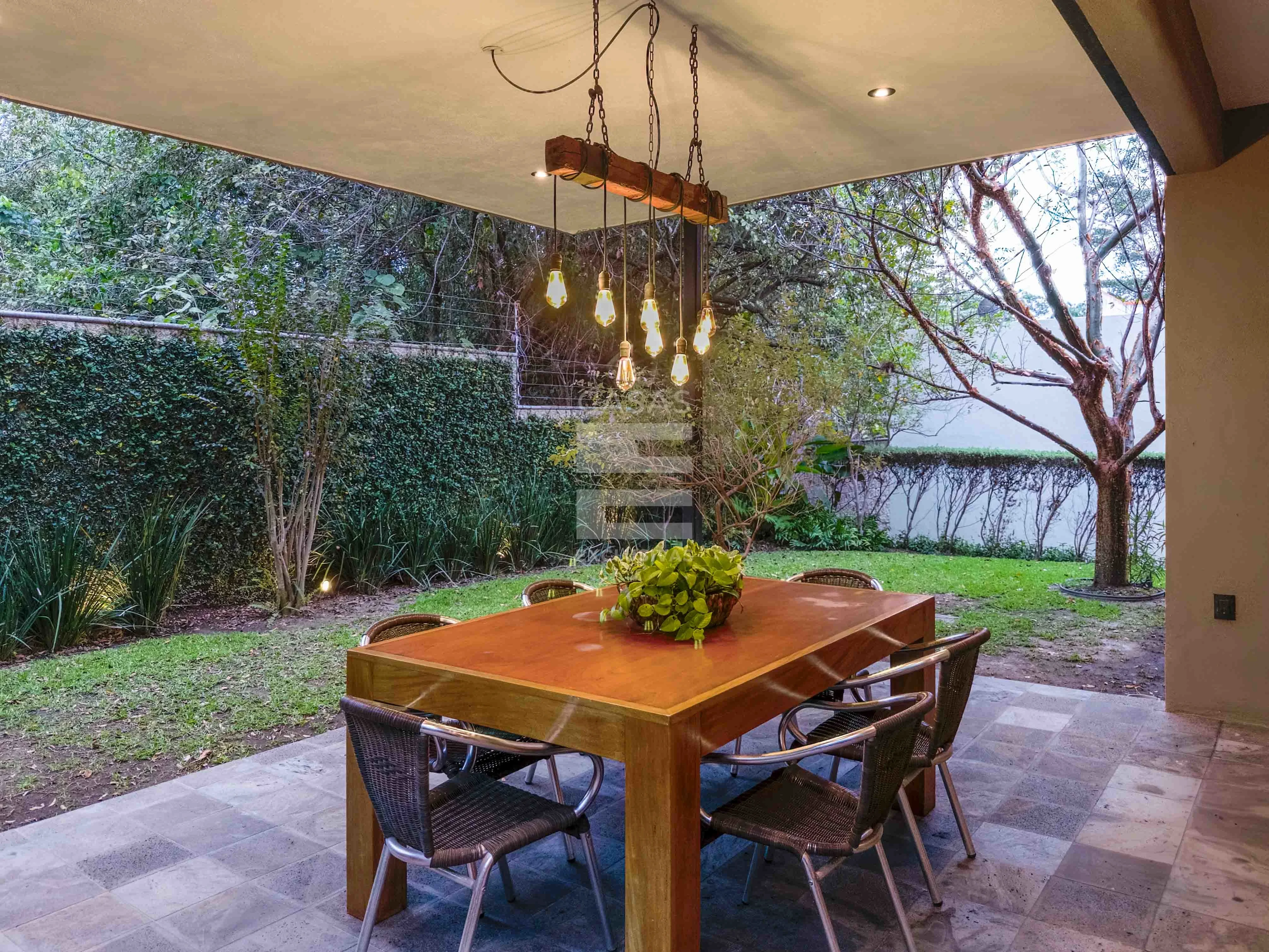 Casa en venta en el coto privado más exclusivo de Colima 8