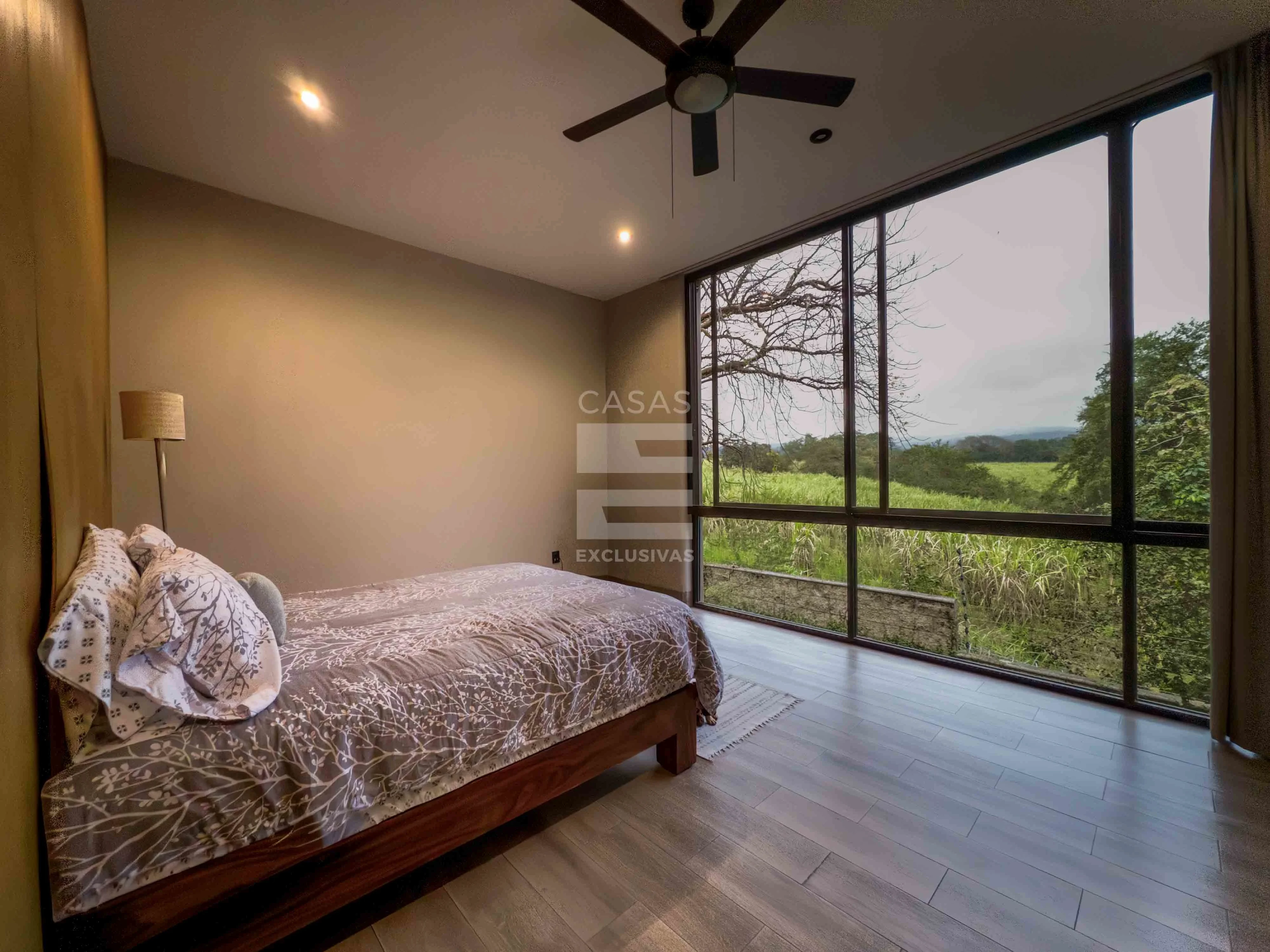 Casa en venta en el coto privado más exclusivo de Colima 13