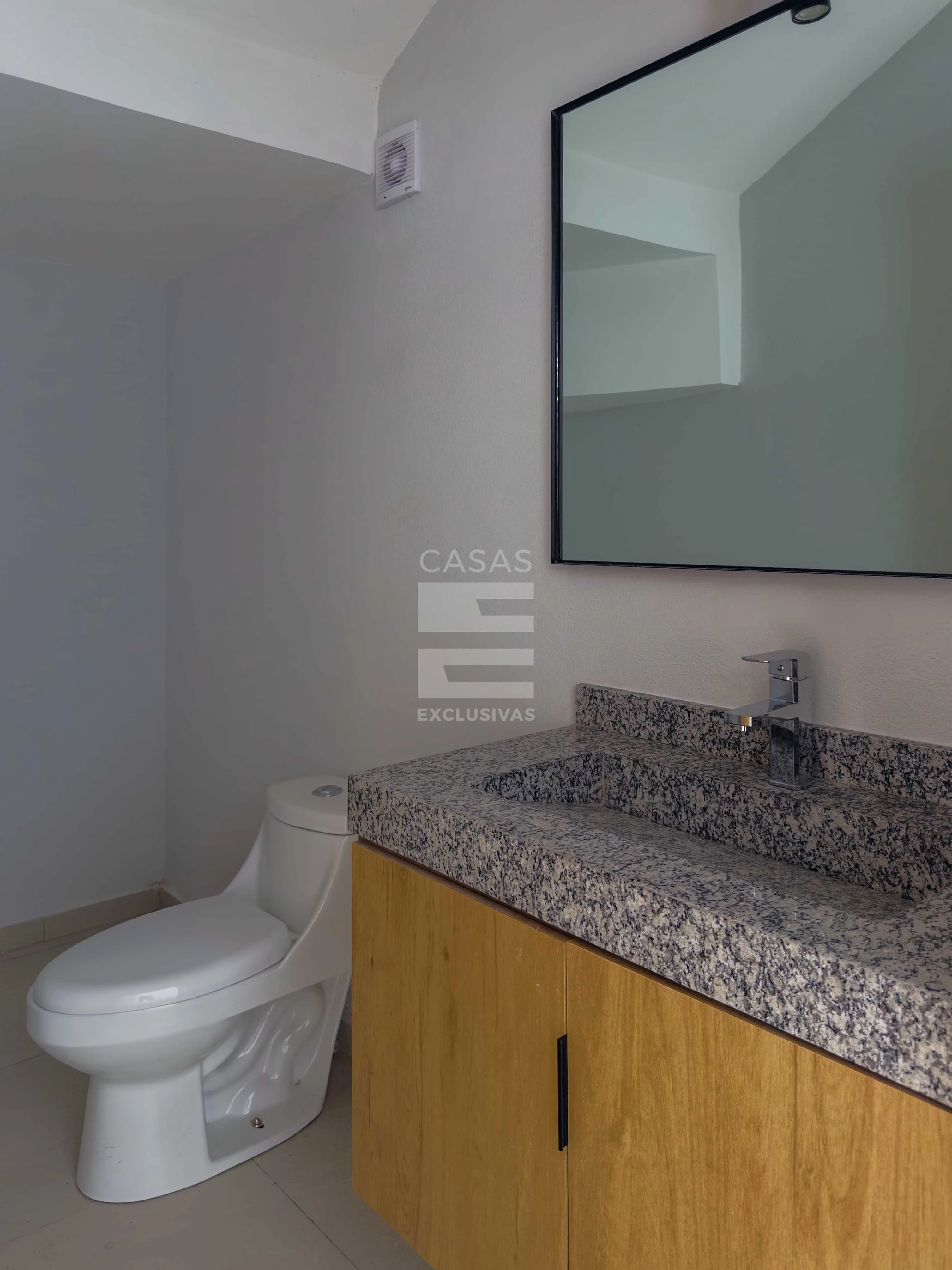 Casa en venta en Colima con jardín amplio zona norte de Colima 5