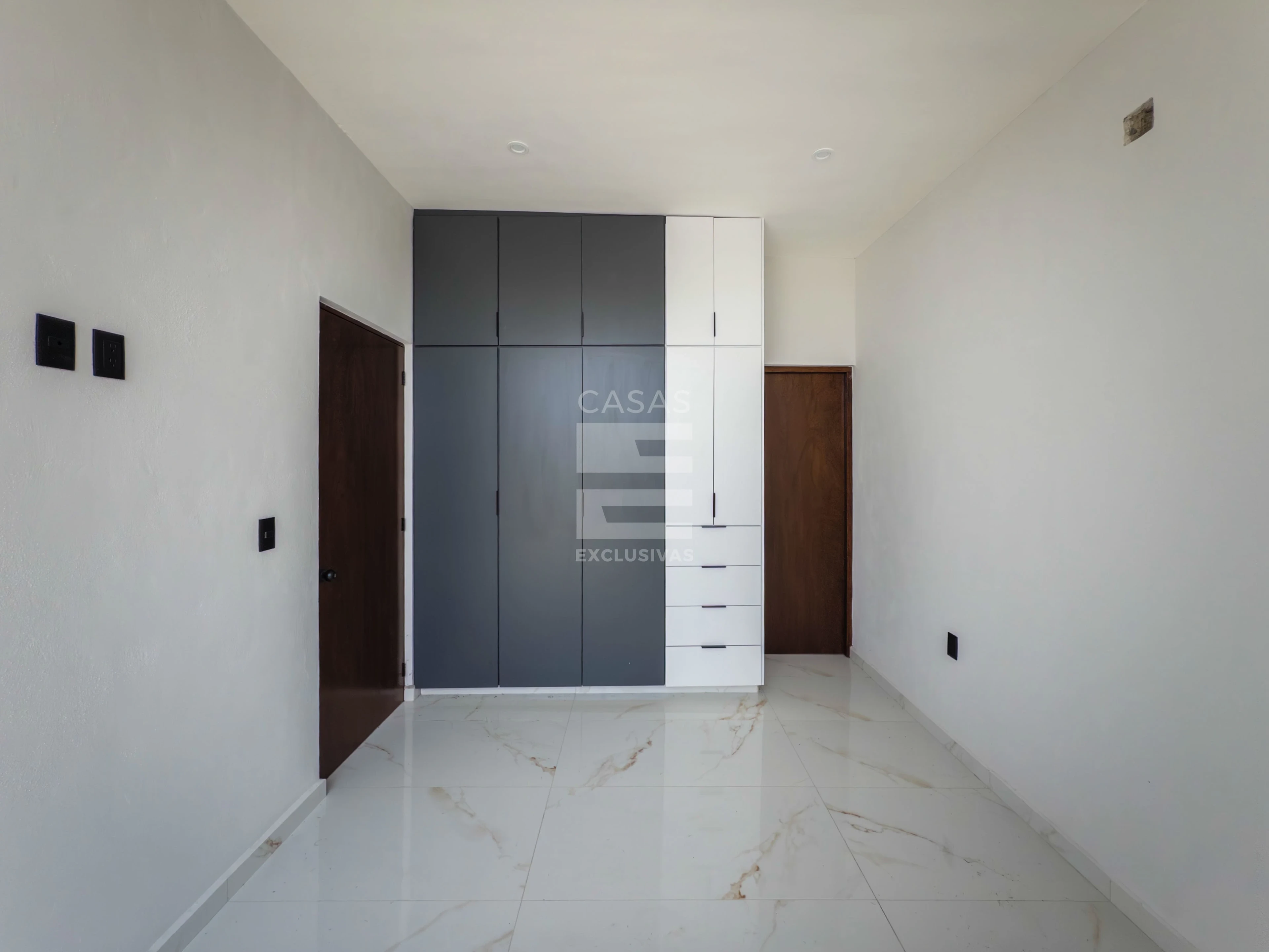 Casa en venta al norte de Colima en residencial Punto Rioja una planta 7
