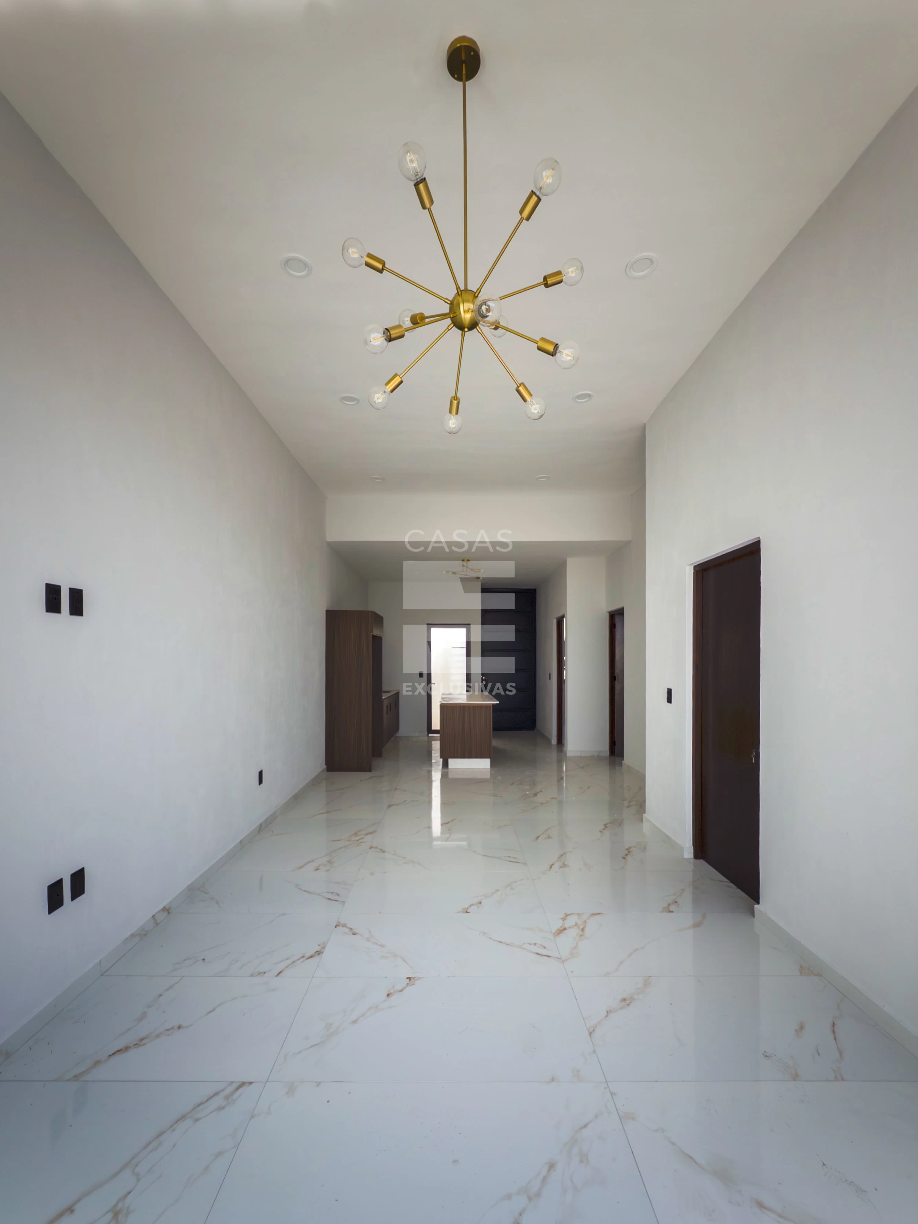 Casa en venta al norte de Colima en residencial Punto Rioja una planta 5