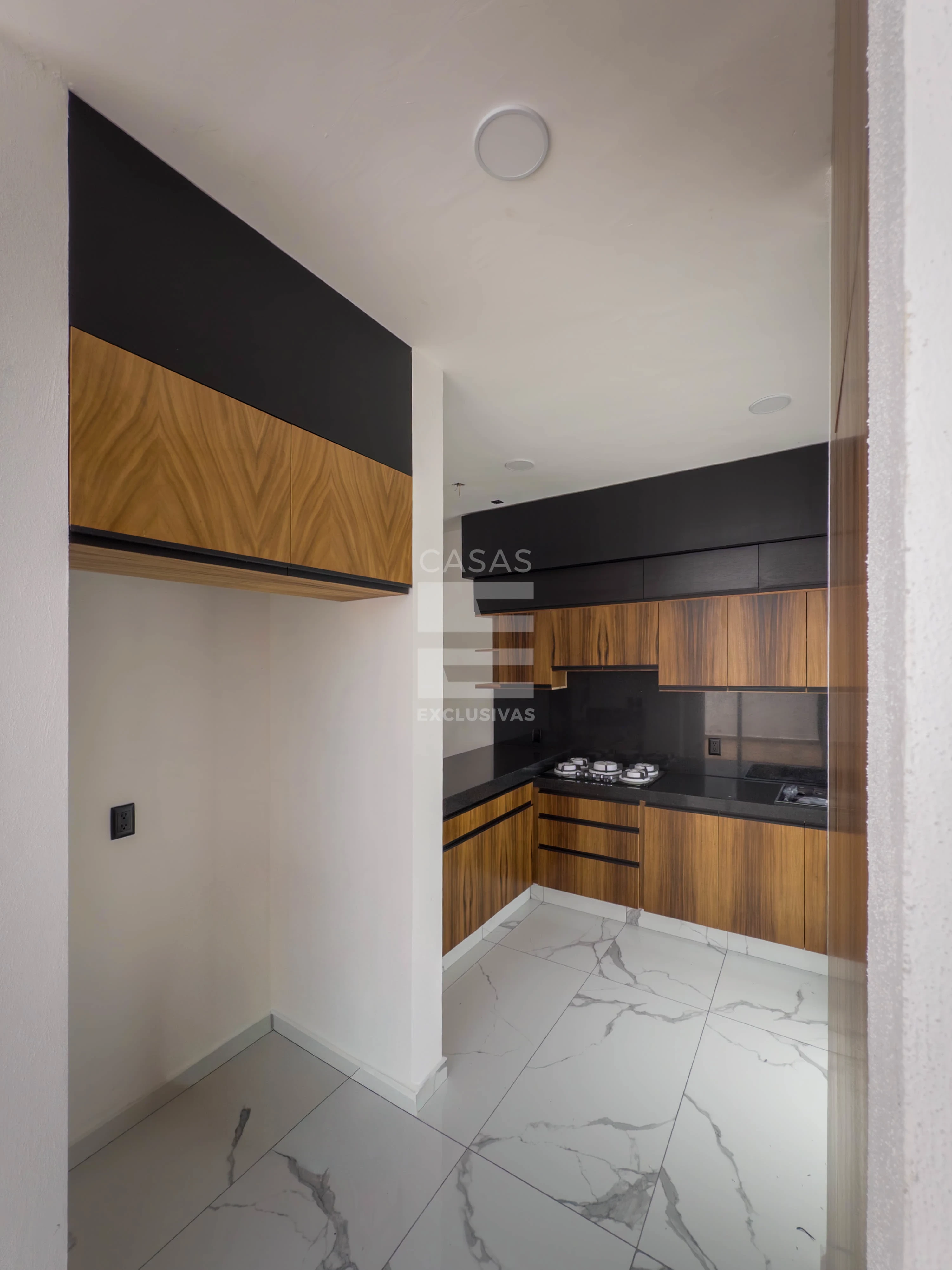 Casa en venta en Colima zona norte con hermosos acabados 5