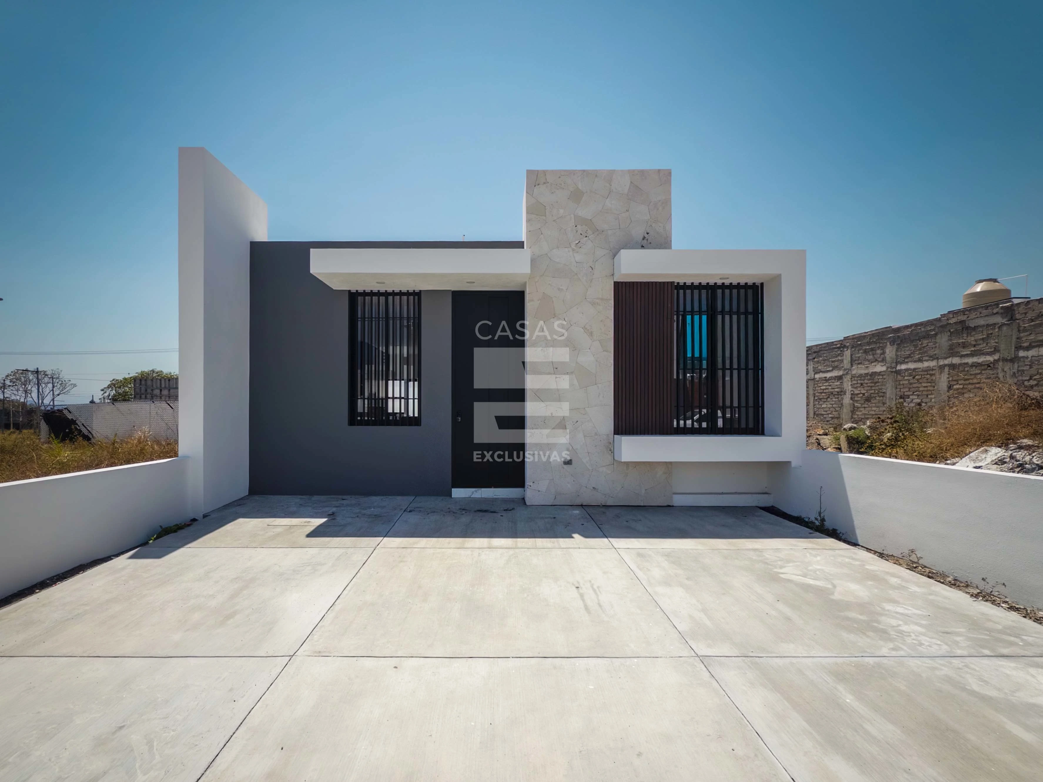 Casa en venta en Colima zona norte con hermosos acabados