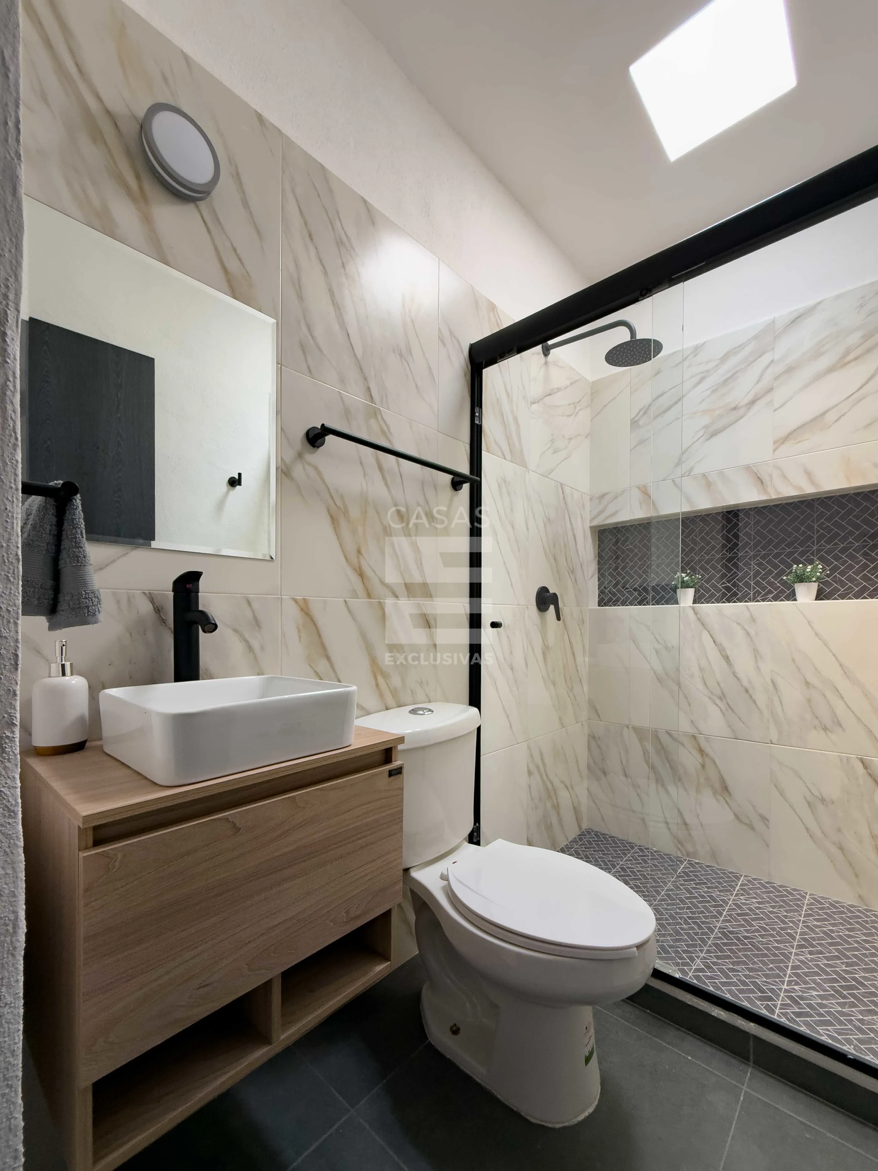 Casa en venta en Villa de Álvarez Colima, una planta 6