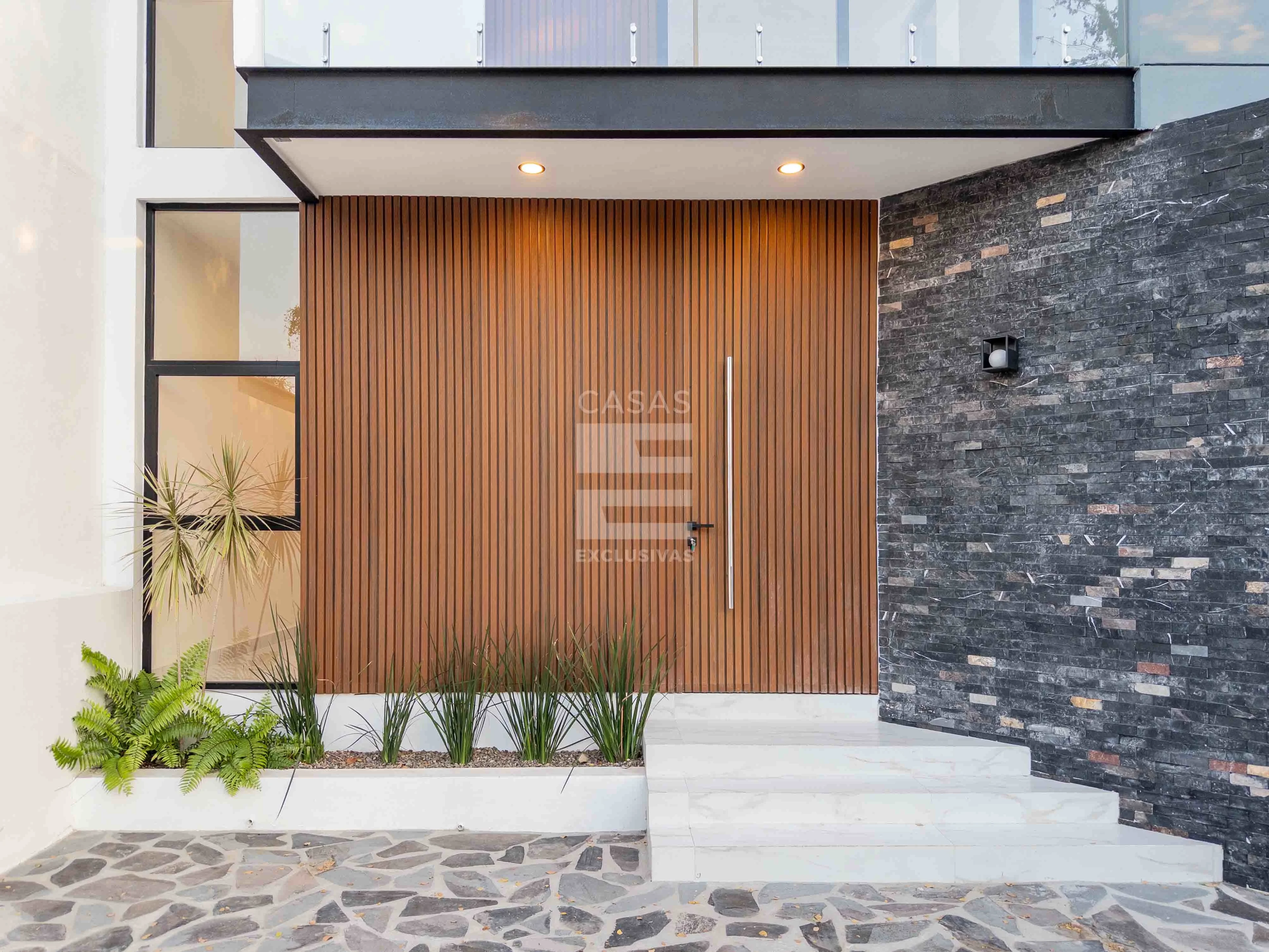 Casa en venta en Zona Norte de Colima dentro de Coto Privado 2