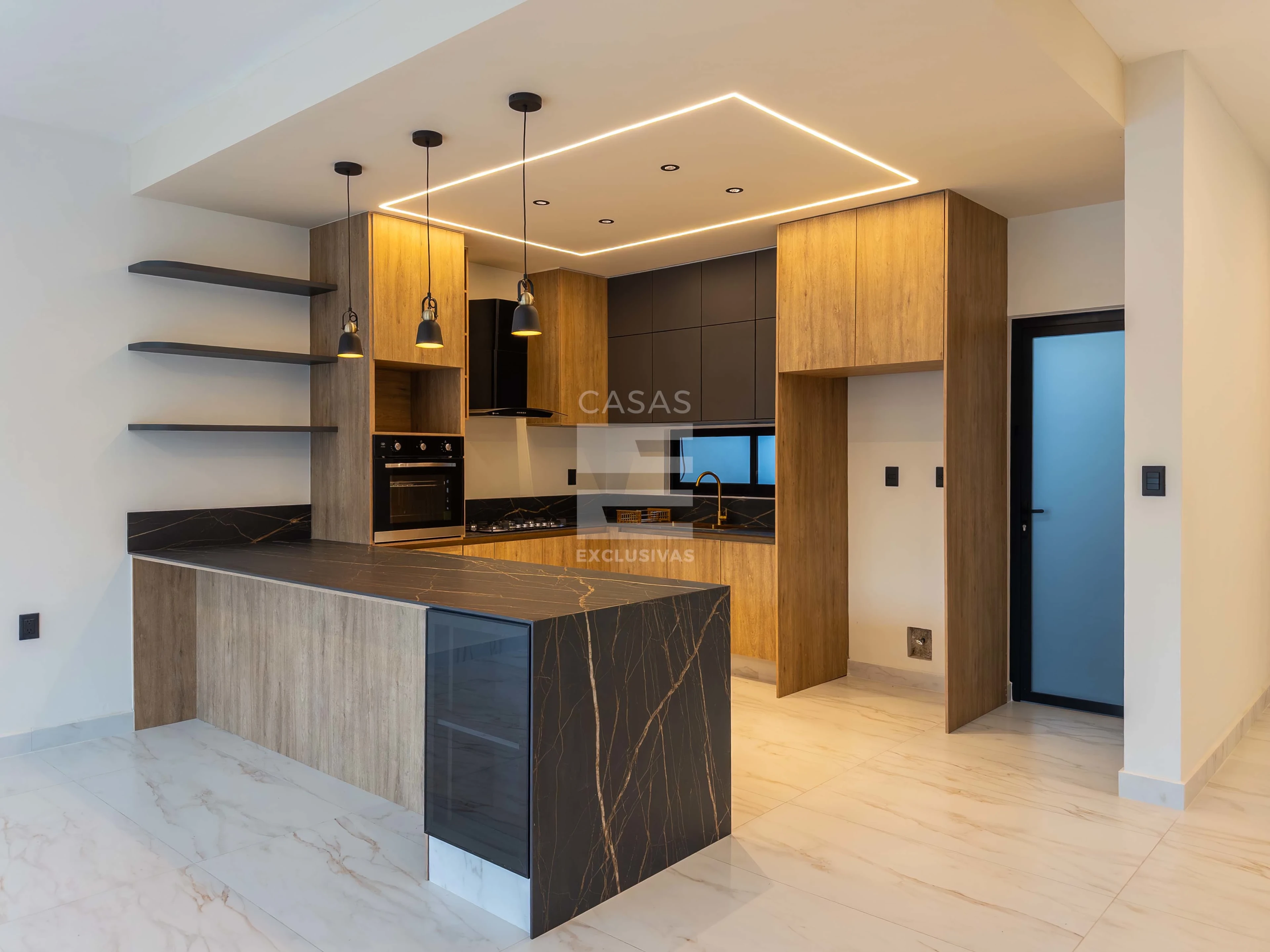 Casa en venta en Zona Norte de Colima dentro de Coto Privado 5