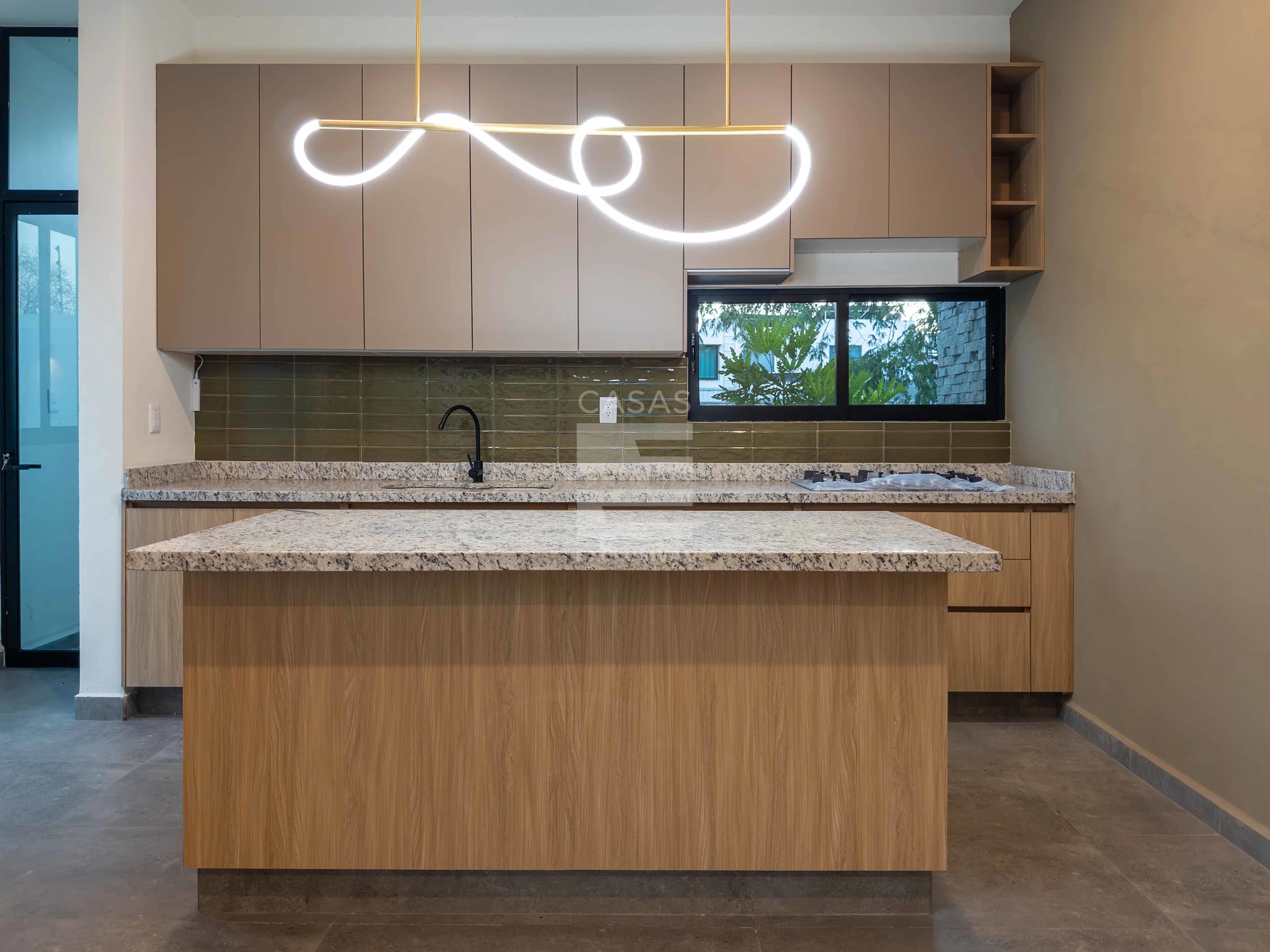 Casa en venta dentro de El Pedregal Residences al norte de Colima 8