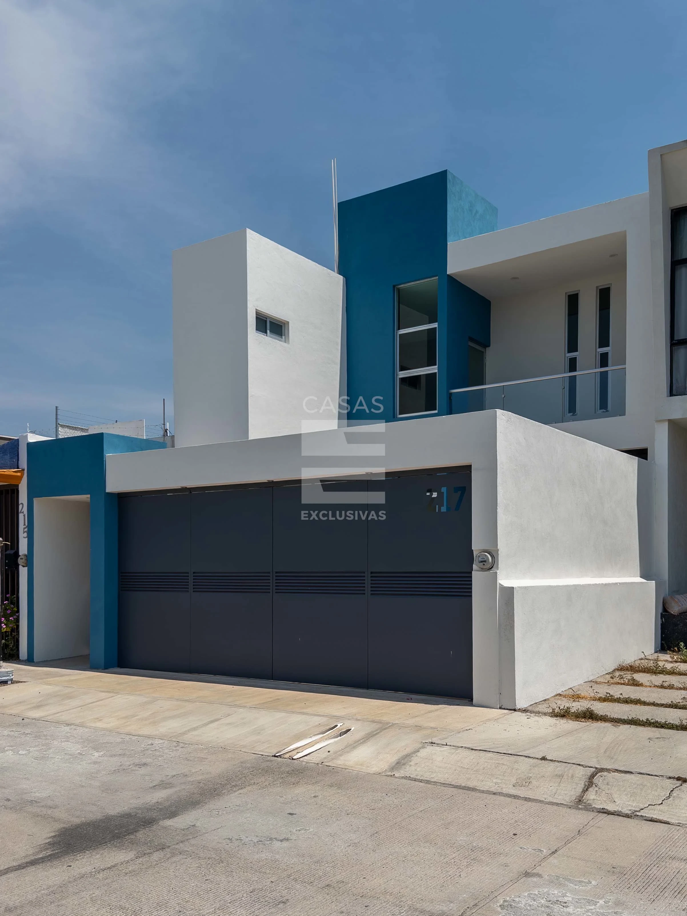 Casa en venta al norte de Colima en zona residencial, a pasos de jardines 2