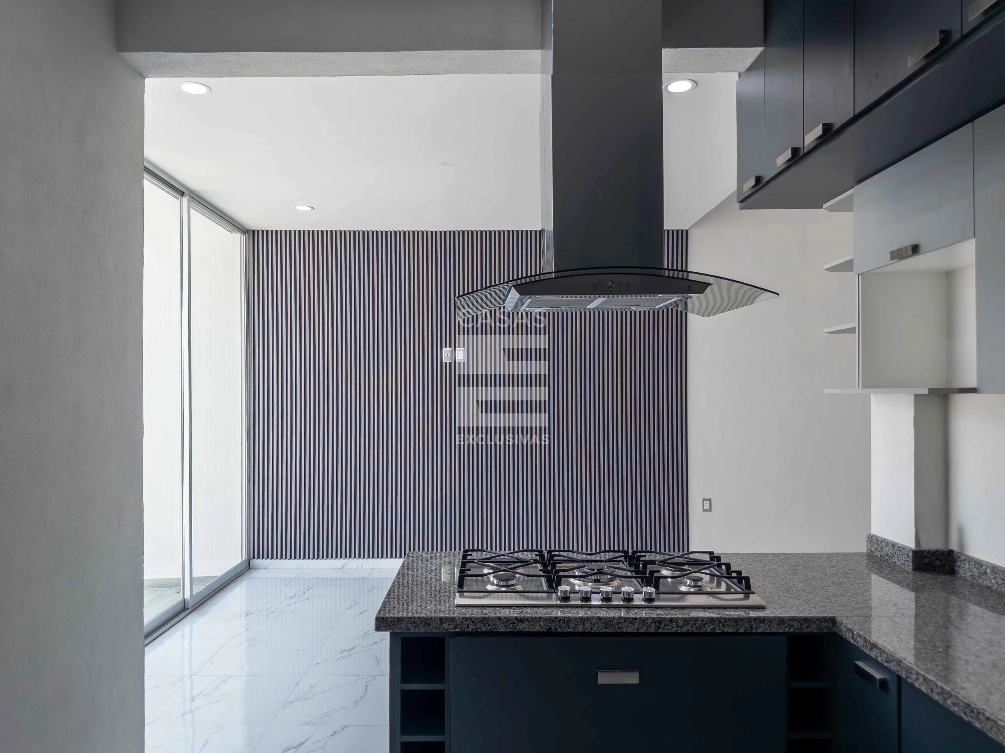 Casa en venta al norte de Colima en zona residencial, a pasos de jardines 7