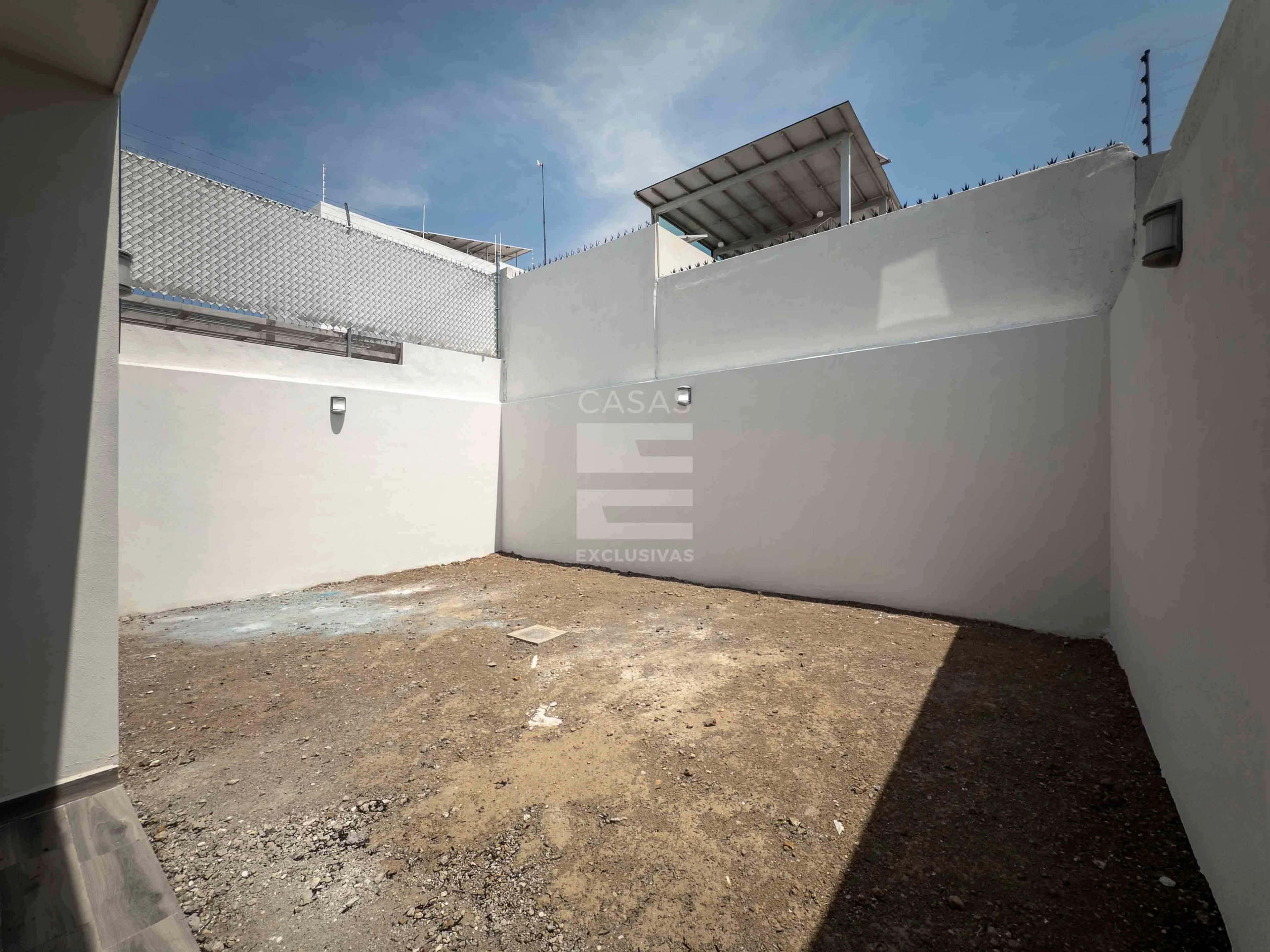 Casa en venta al norte de Colima en zona residencial, a pasos de jardines 19