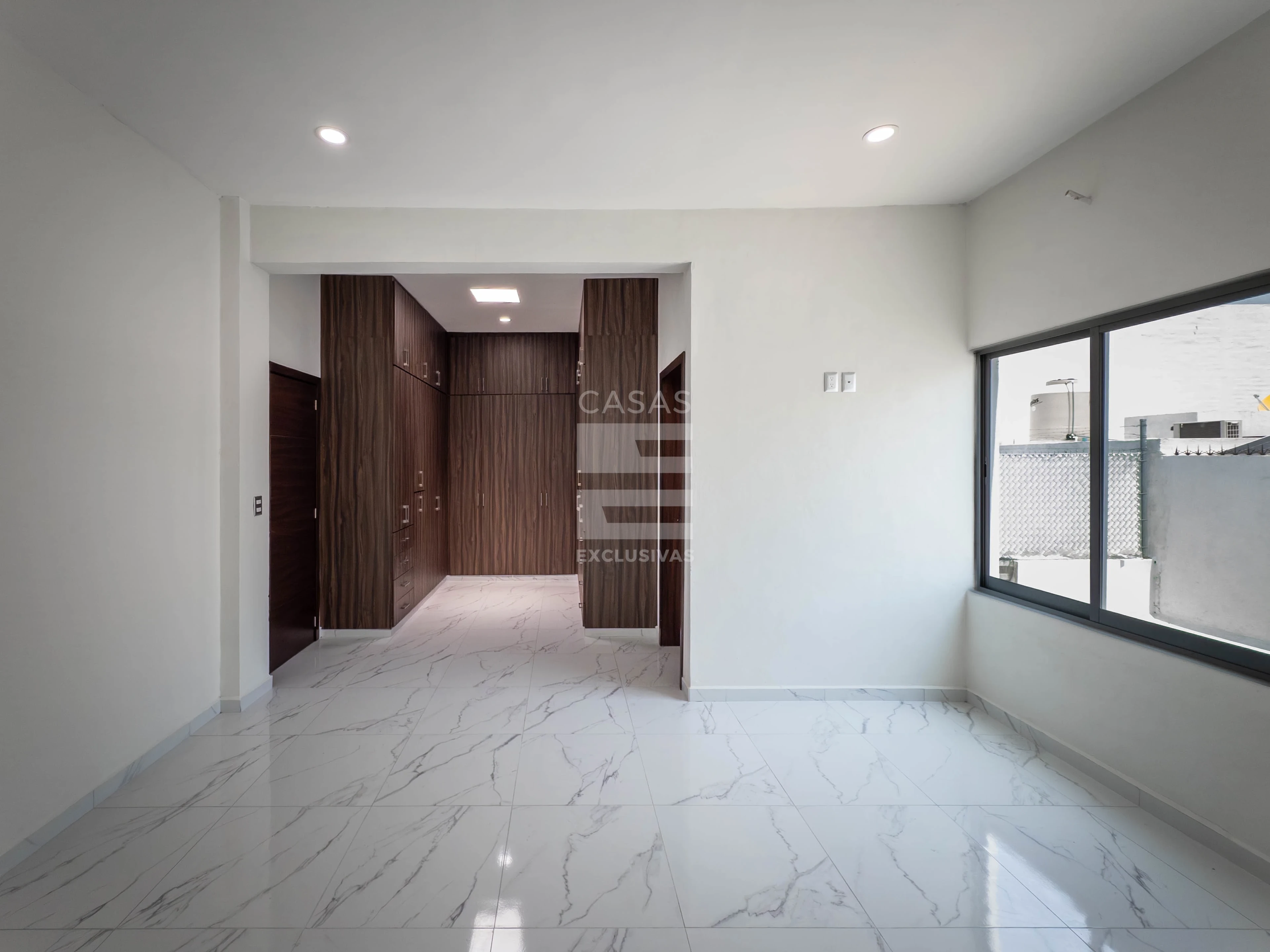 Casa en venta al norte de Colima en zona residencial, a pasos de jardines 12