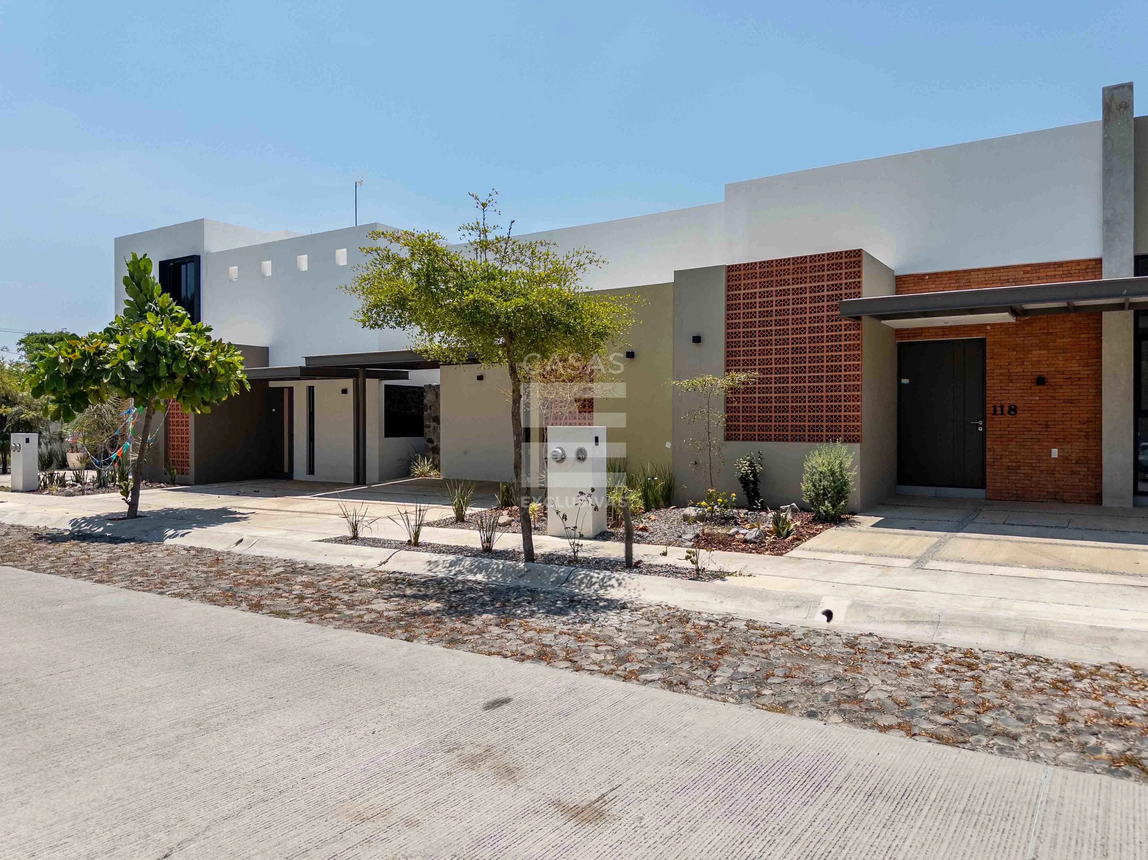 Casas de una planta en venta en norte de Colima, a sólo unos minutos de Zentralia 4