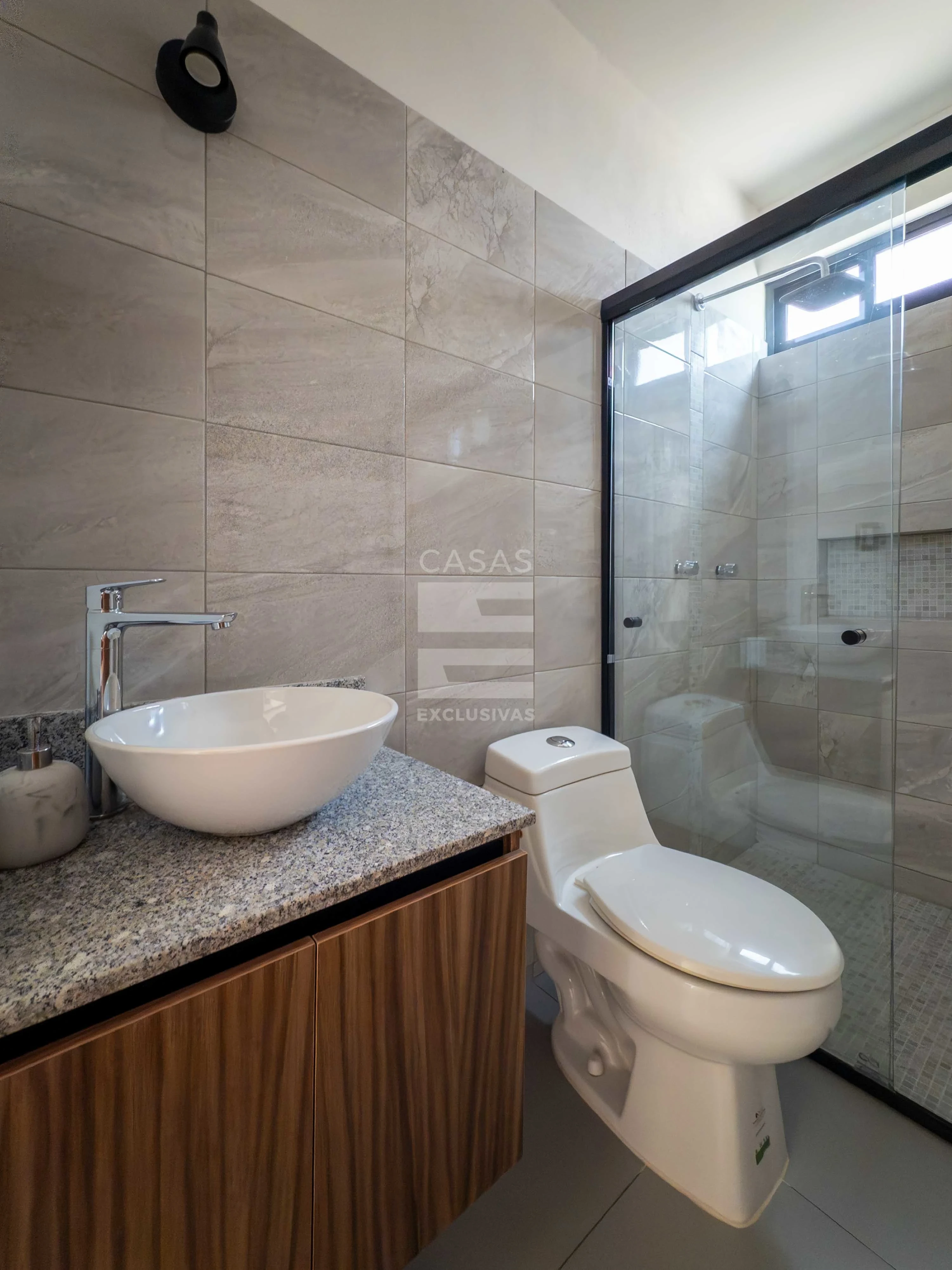 Casa en venta al norte de Colima subiendo por Ignacio de Sandoval 13