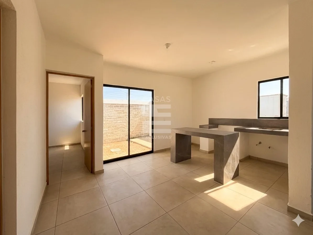 Casa en venta en esquina en zona sur de Villa de Álvarez, Colima 2