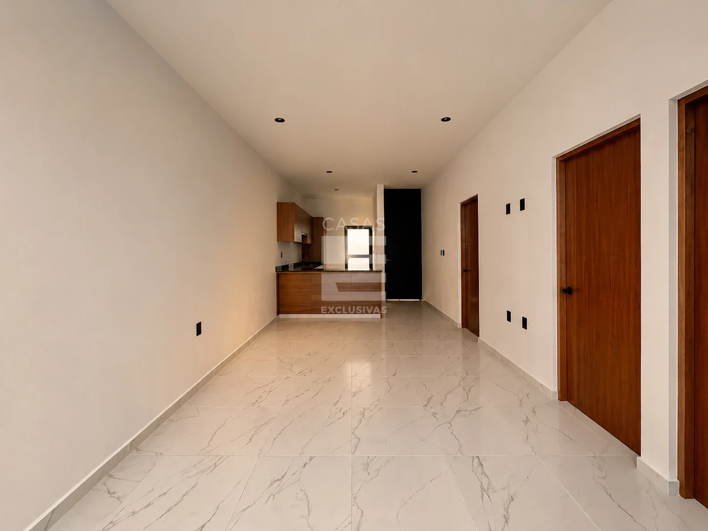 Casa en venta en Punto Rioja Colima con 3 recámaras y jardines interiores 2