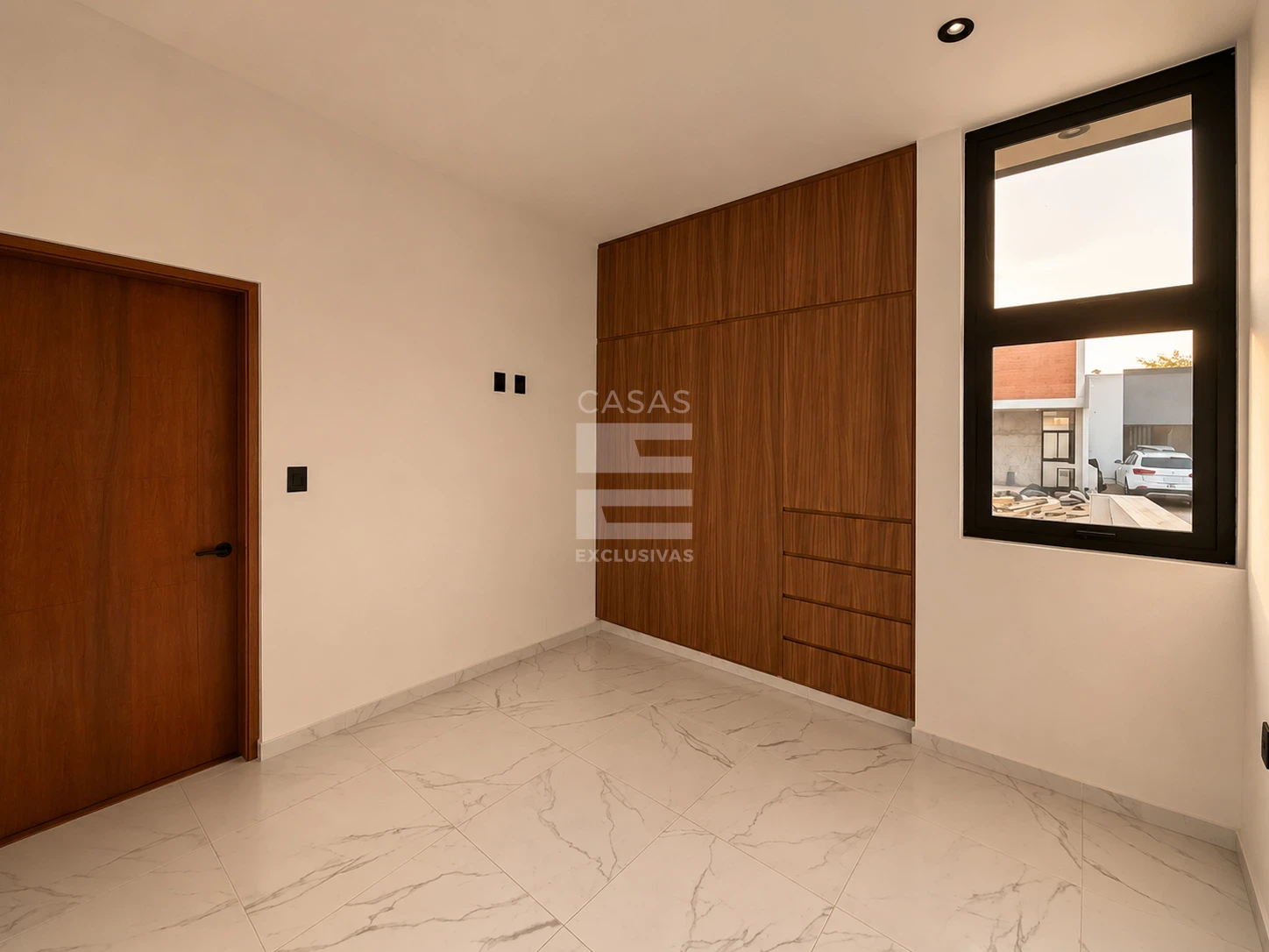 Casa en venta en Punto Rioja Colima con 3 recámaras y jardines interiores 9