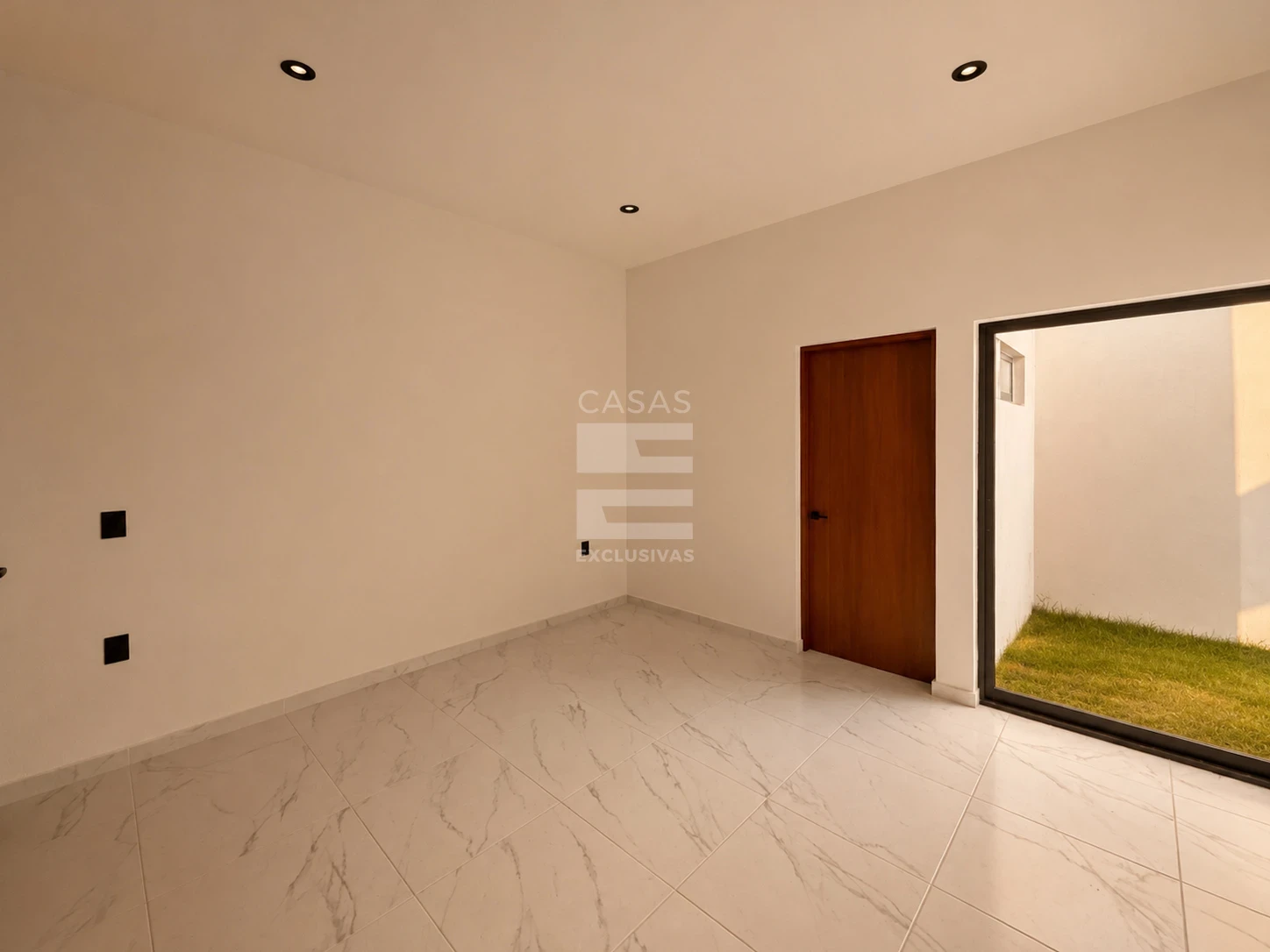 Casa en venta en Punto Rioja Colima con 3 recámaras y jardines interiores 7