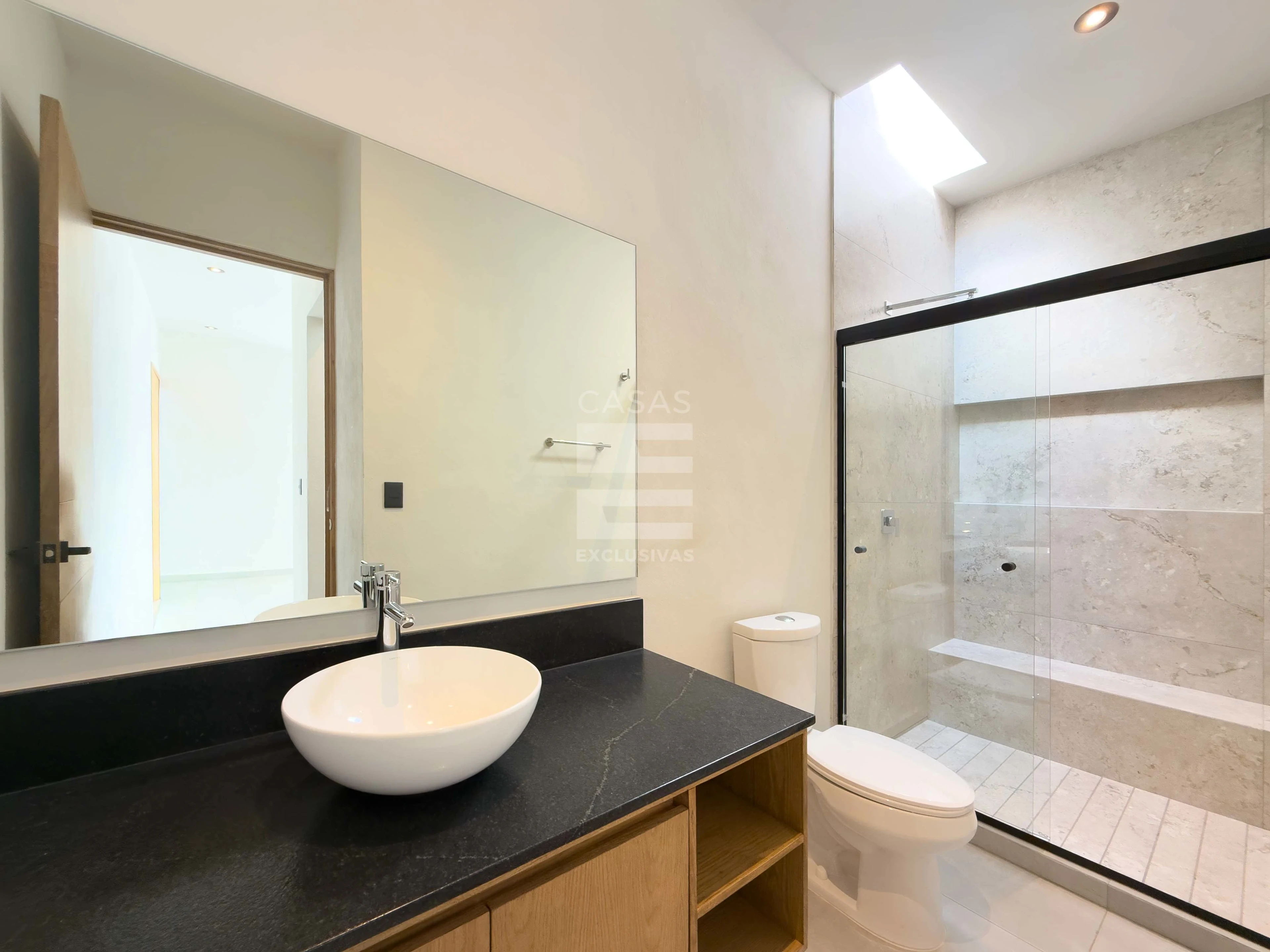Preciosa casa en venta en Colima a sólo minutos de la salida a Guadalajara 17