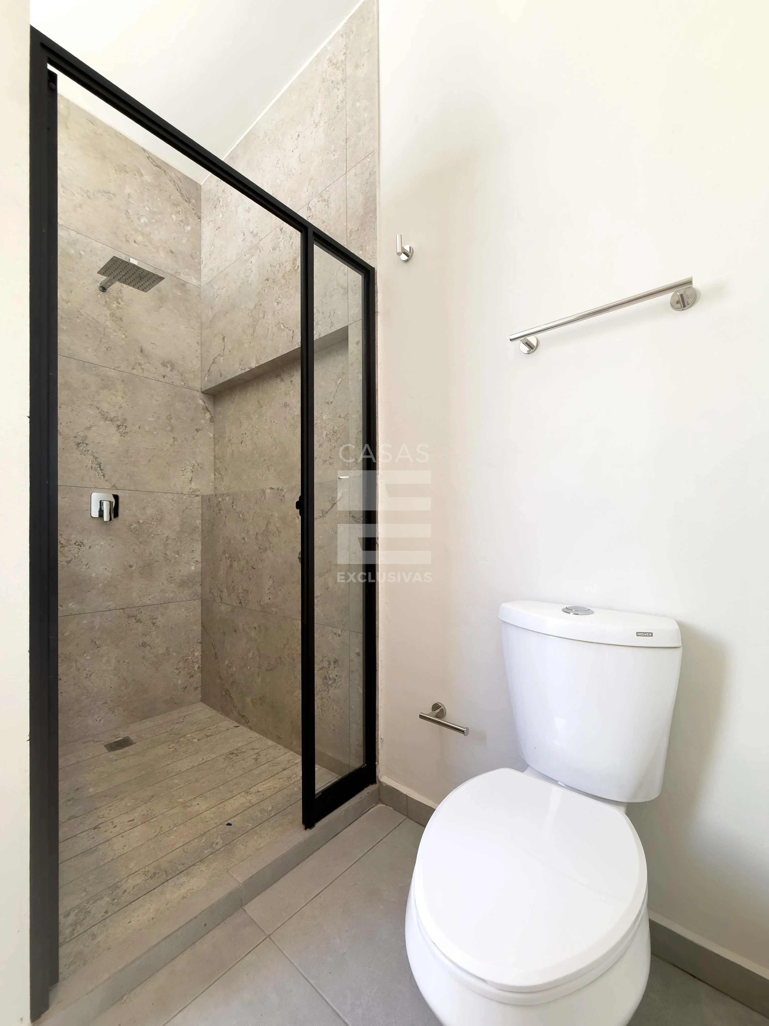 Preciosa casa en venta en Colima a sólo minutos de la salida a Guadalajara 15