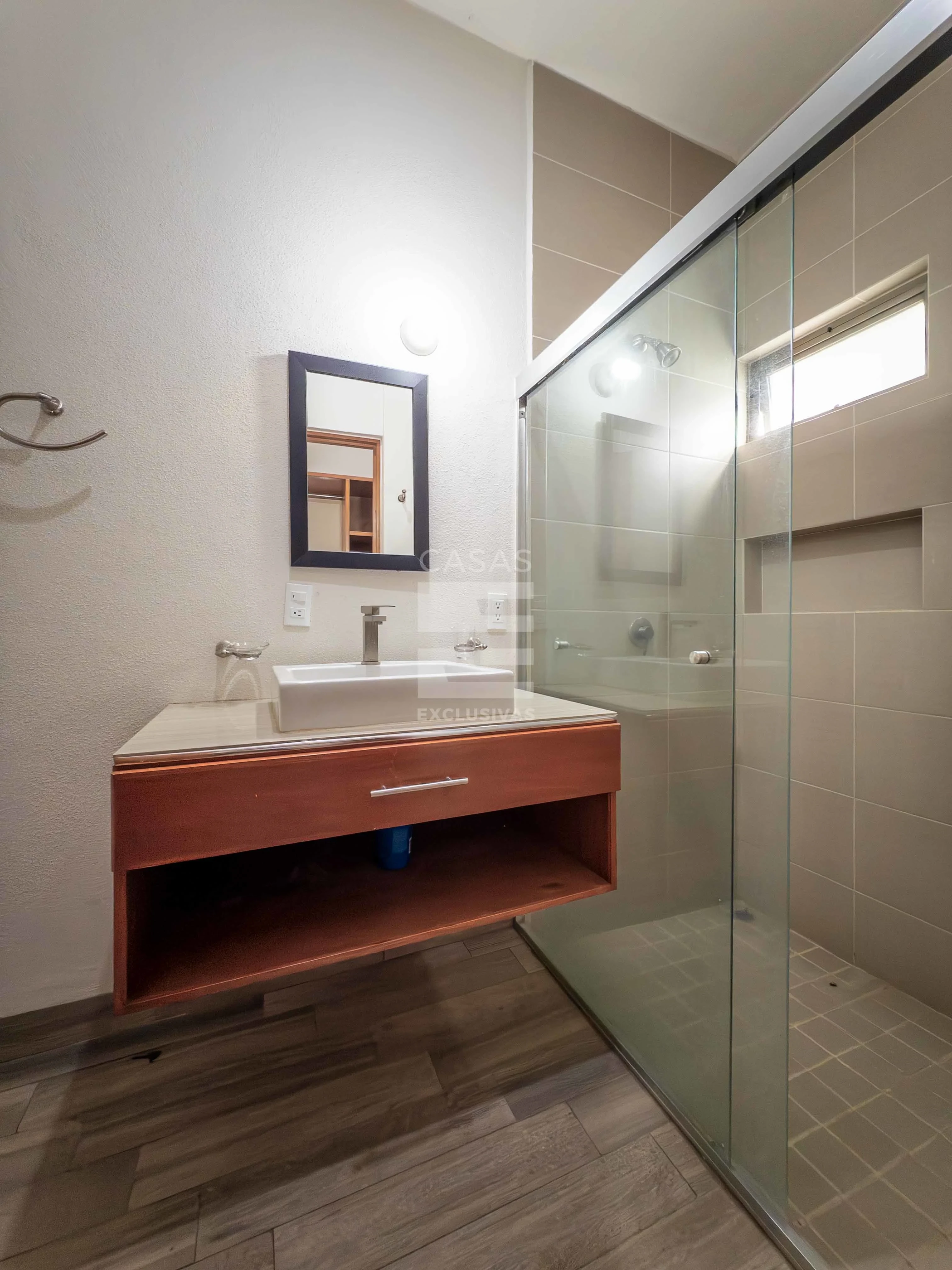 Casa en venta de oportunidad en Altozano Colima Residencia con amplio terreno 9